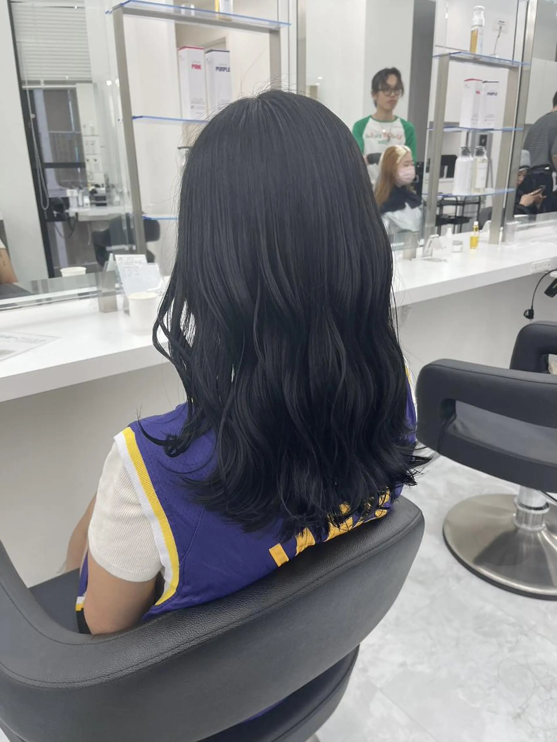 セミロング カラー ［THEATER 仙台店🌼］公式のヘアスタイル