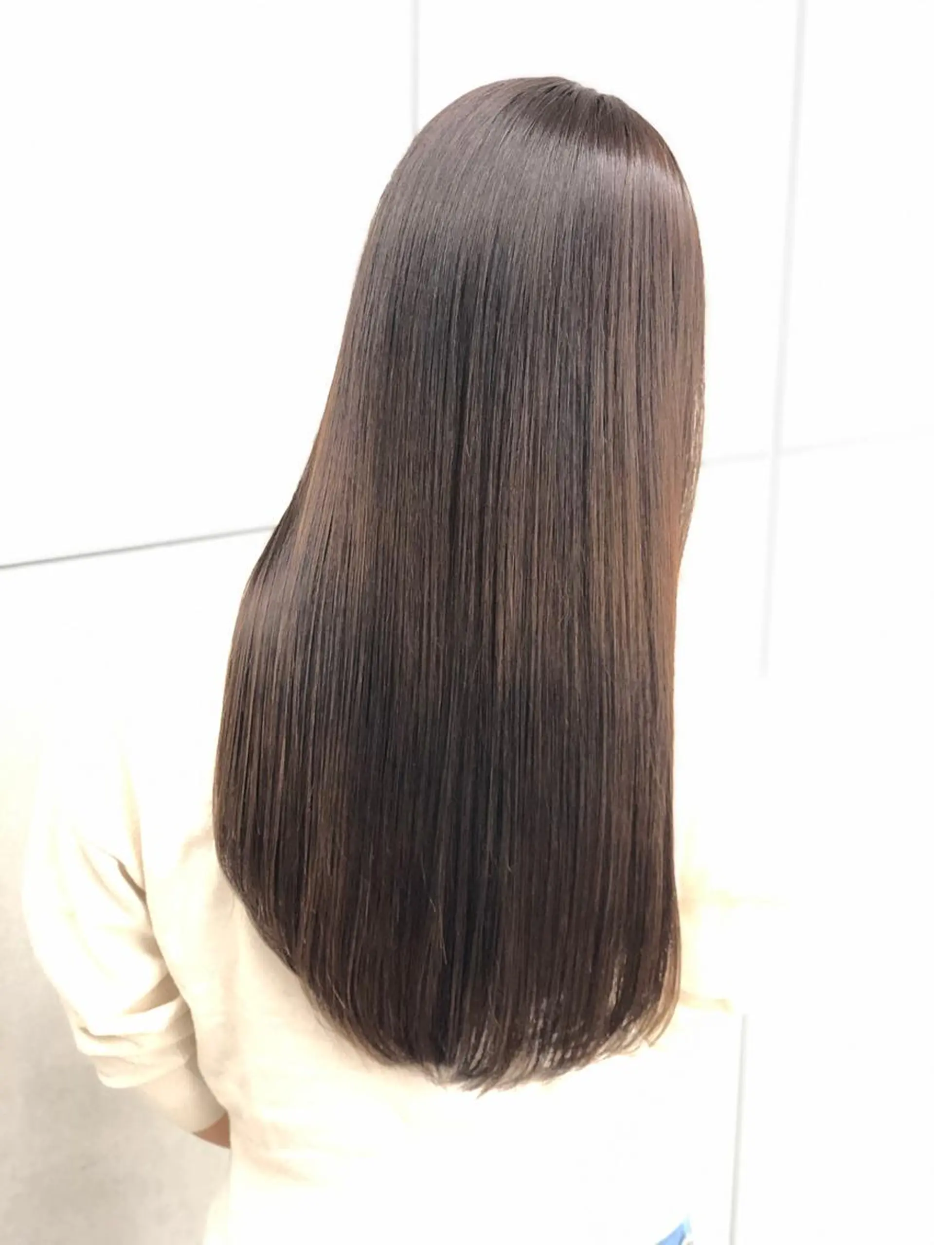 セミロング カラー Silk-lei【銀座店】所属・銀座/美髪縮毛矯正 /髪質改善/山本翔華のヘアスタイル