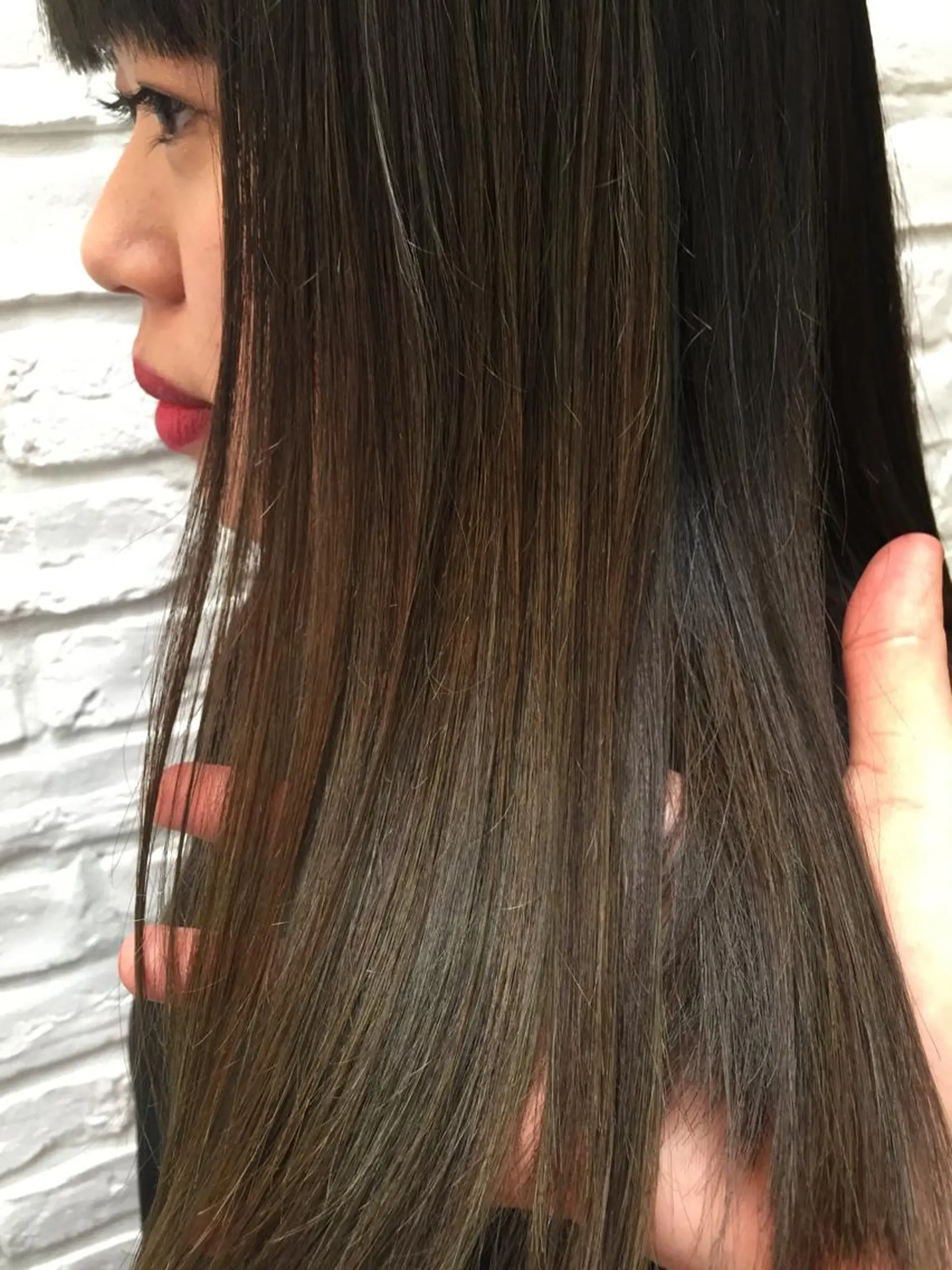 カラー ツノダ ルカのヘアスタイル