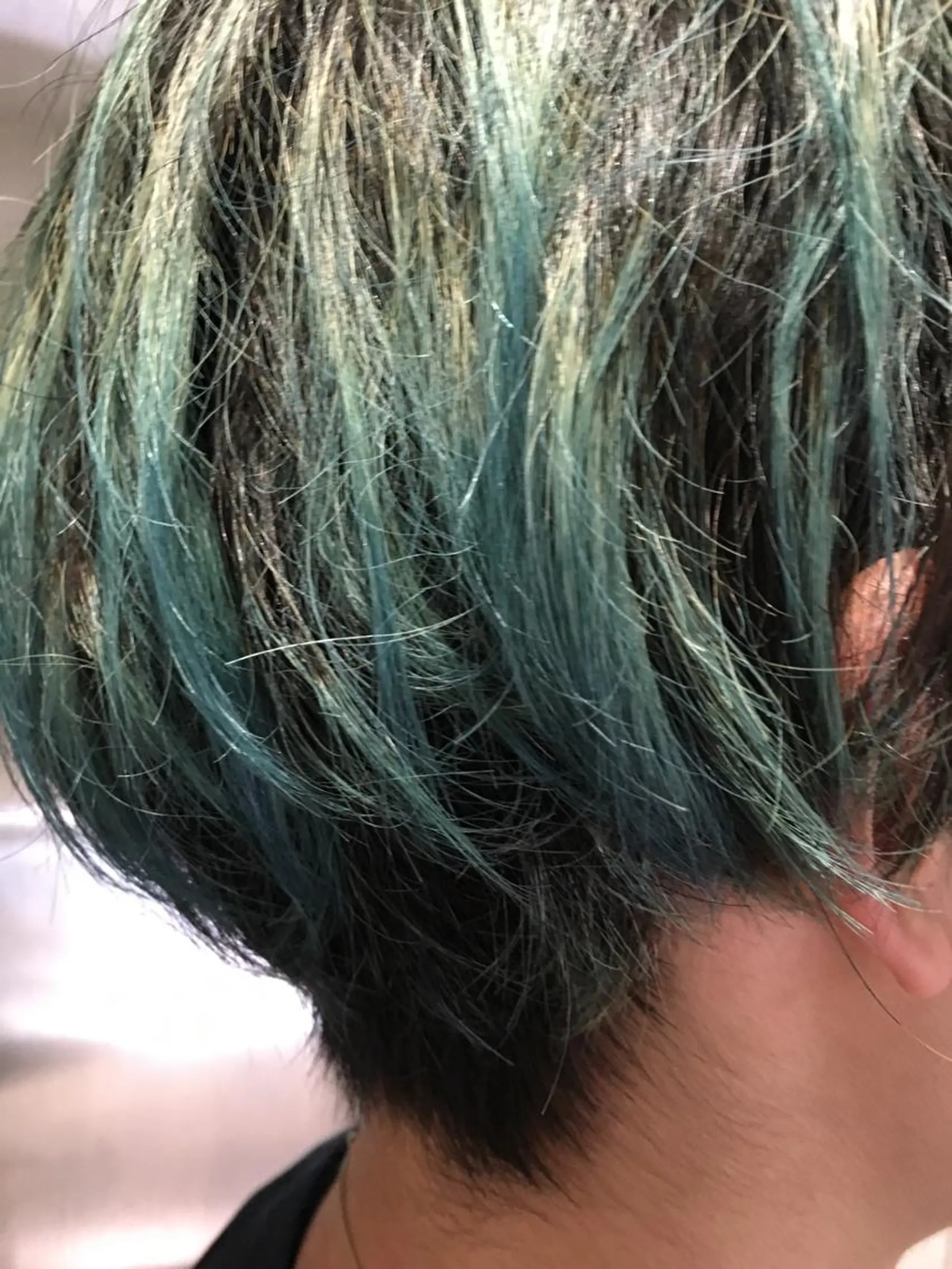 カラー メンズ ダブルカラー SALOWIN 表参道所属・シンカ 表参道のヘアスタイル