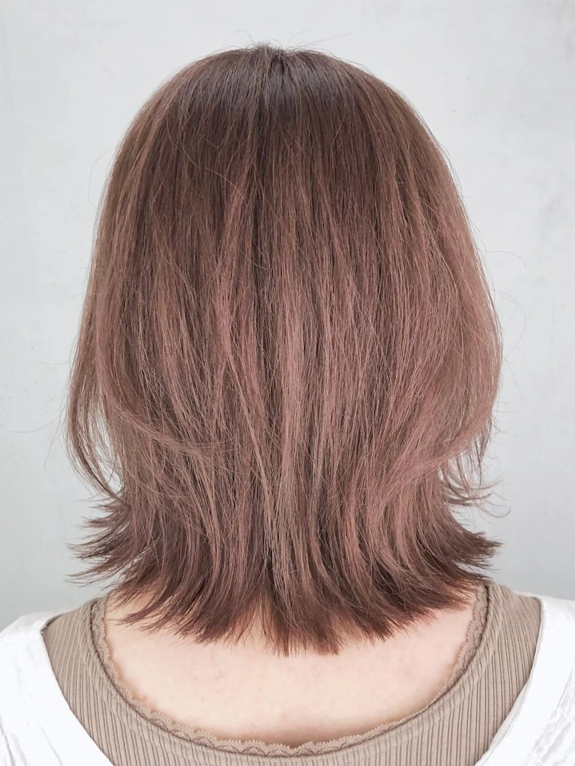 ミディアム カラー パーマ ヘアアレンジ ベージュカラー ピンクカラー ピンクベージュ ITbyALBUM 中野店のヘアスタイル