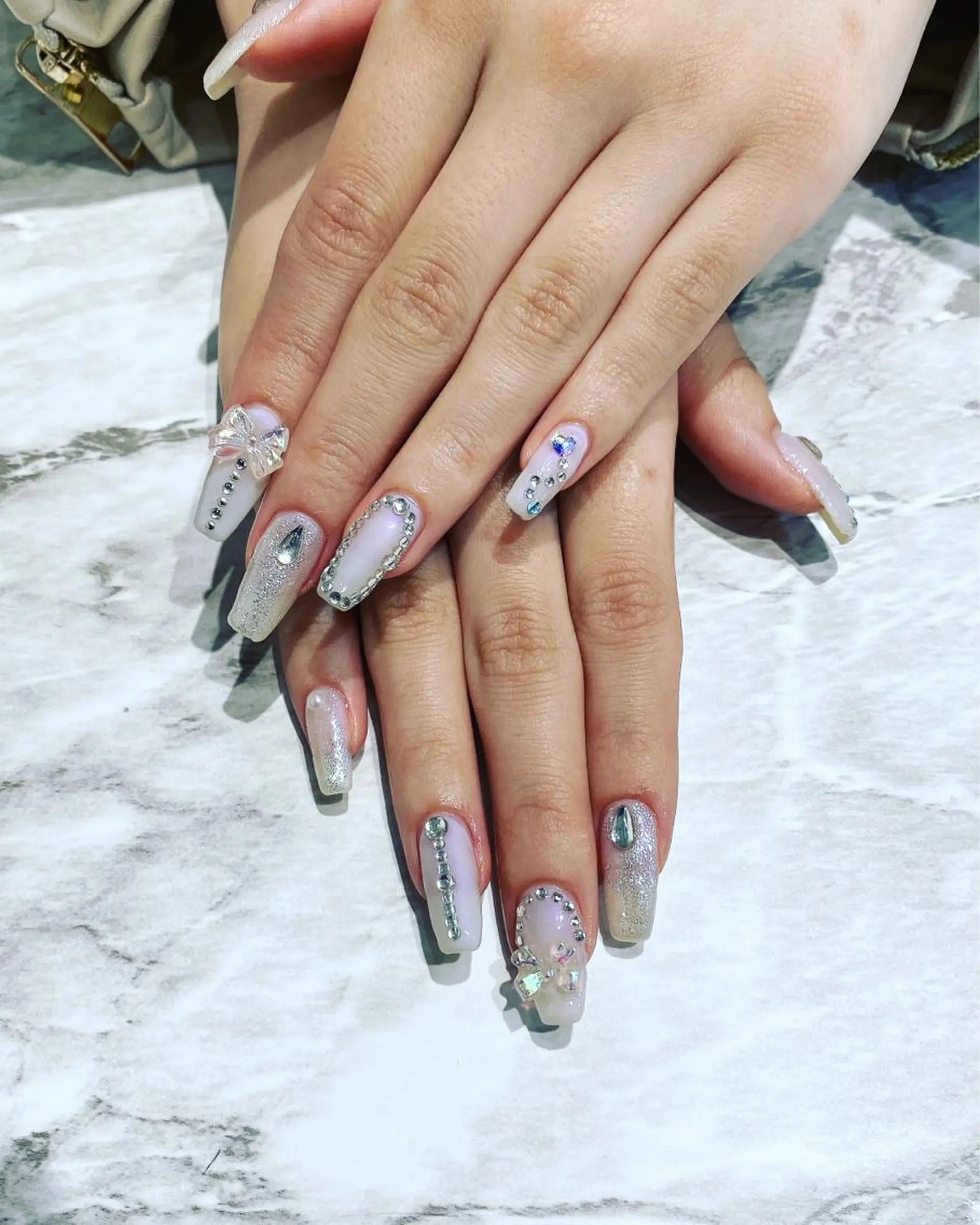 ネイル ハンドネイル フットネイル ハンドケア nail salon  AlgeTy所属・✴︎:.｡. MAKI.｡.:✴︎のネイルデザイン