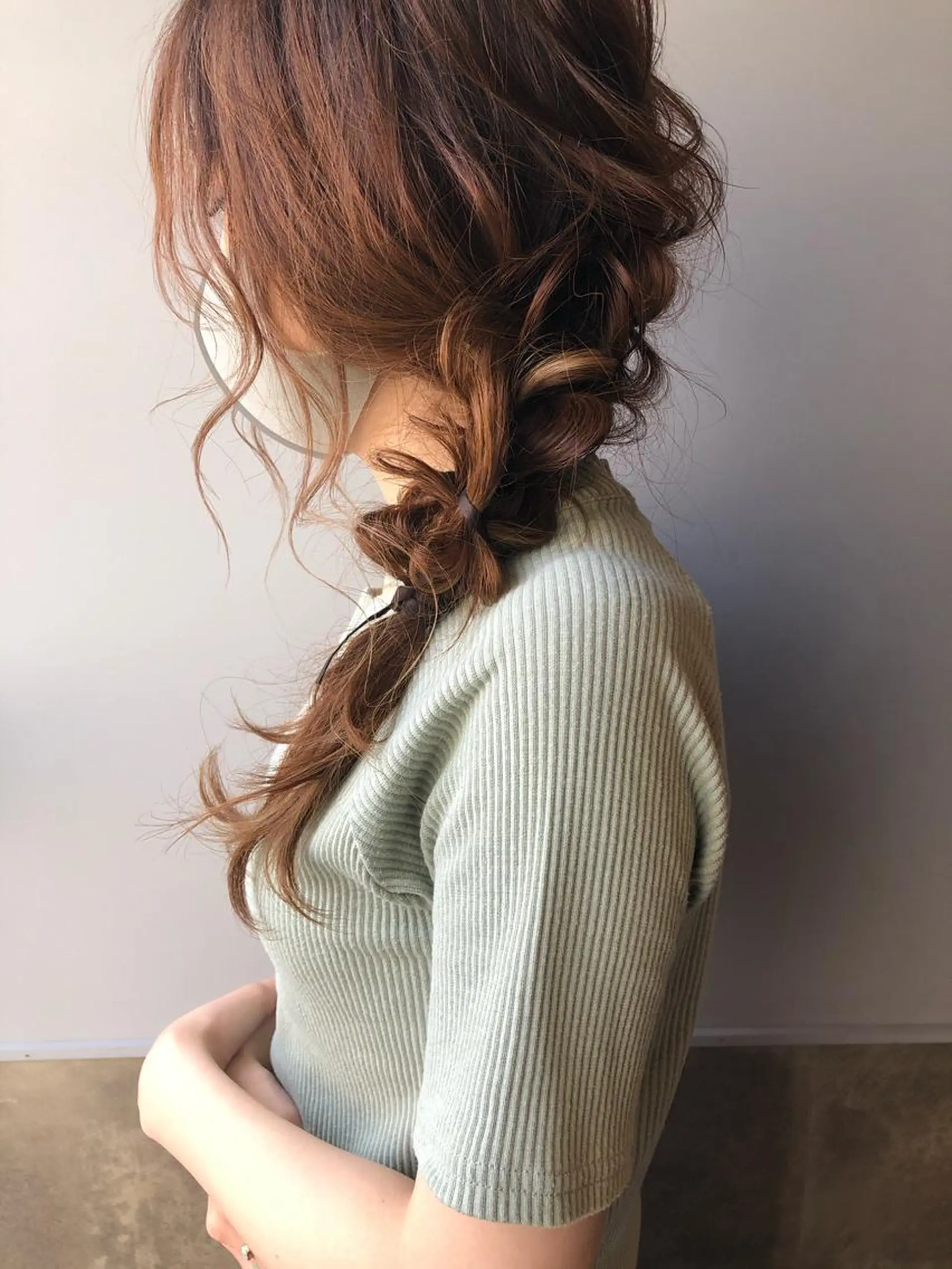 セミロング ヘアアレンジ ケアブリーチ/ エクステ/レイヤーのヘアスタイル