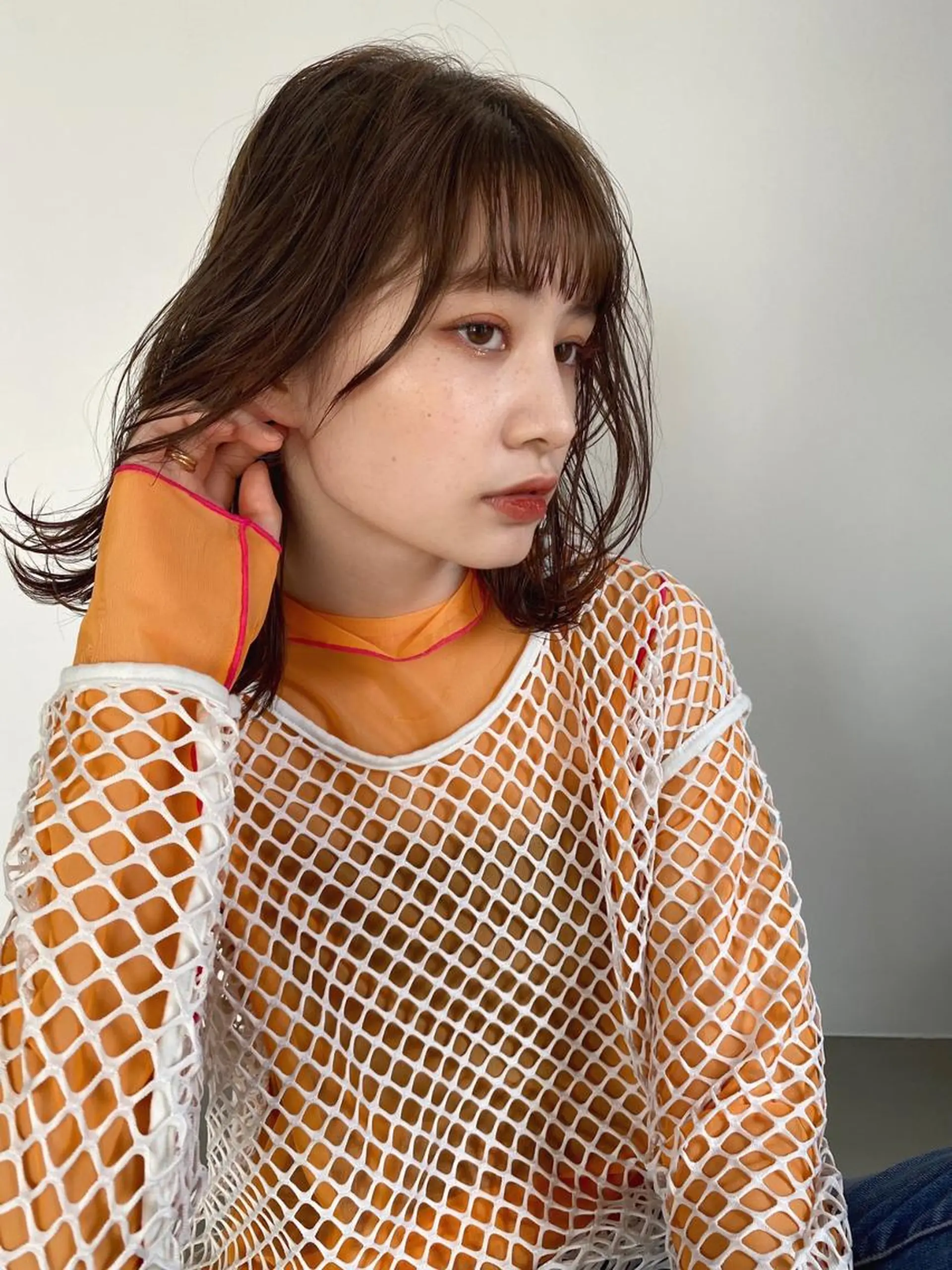 ミディアム カラー パーマ アディクシーカラー ブリーチ ブロンド ブルーカラー ハイライトカラー カット ヘアカラー トリートメント CEINE PATHのヘアスタイル