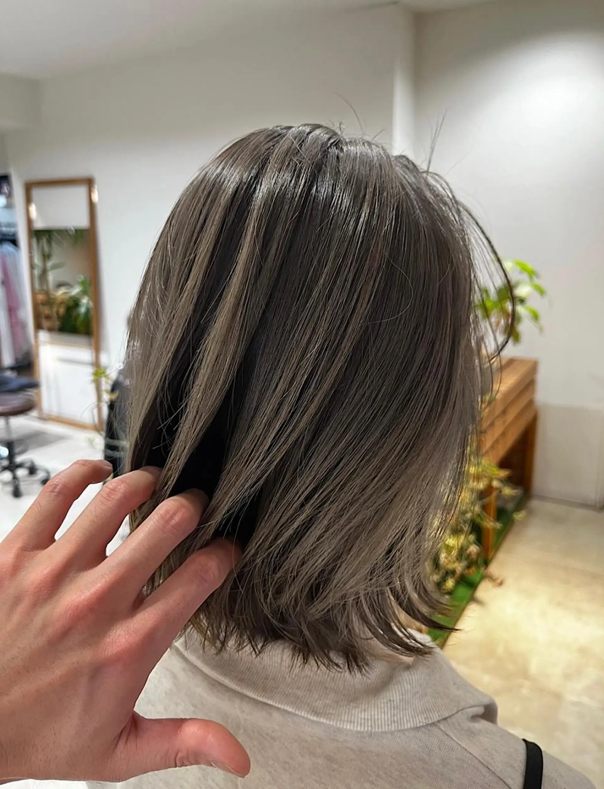 ミディアム カラー カット ヘアカラー トリートメント 透明感/ ハイライト/竹中涼のヘアスタイル