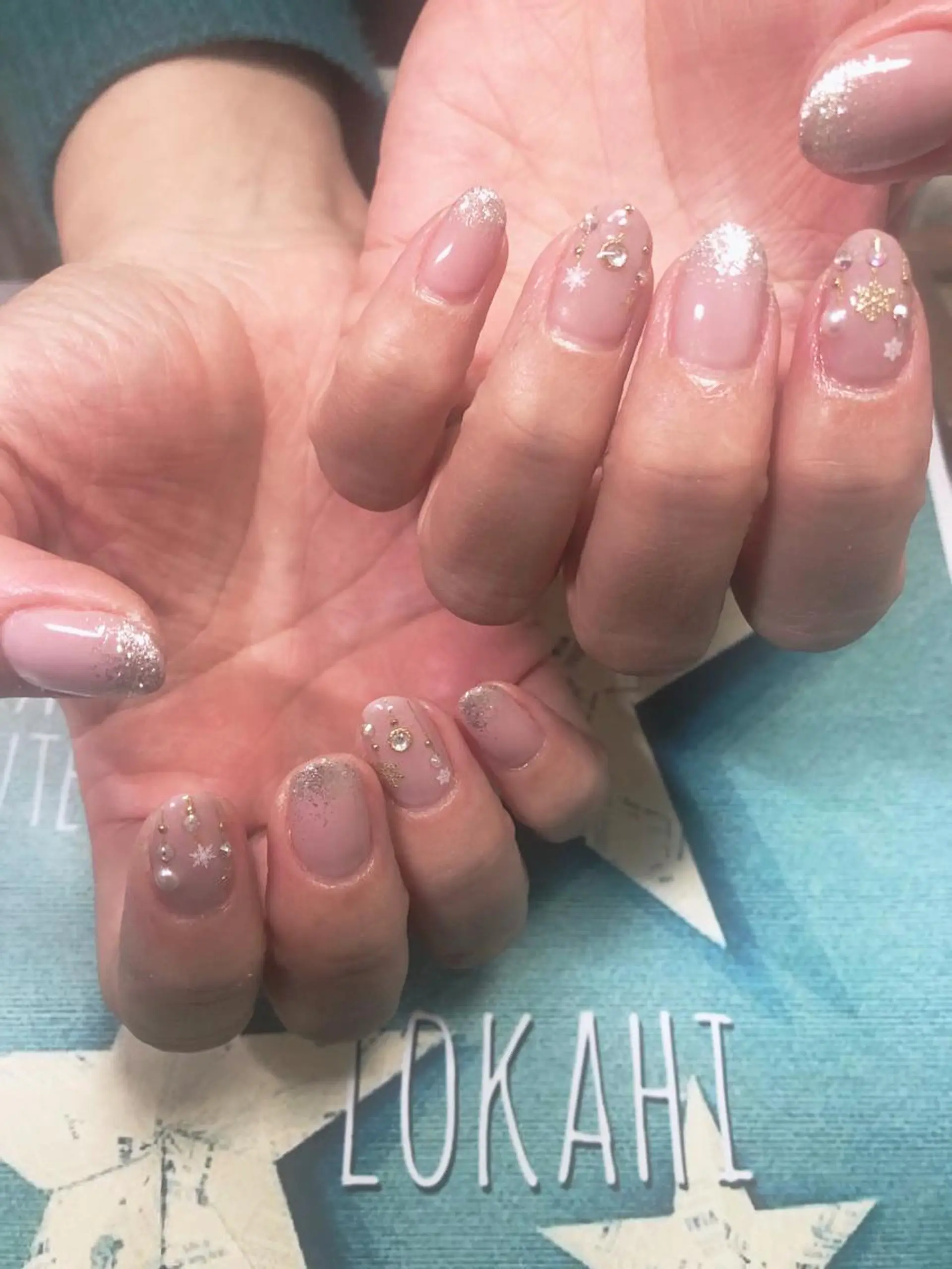 ネイル 冬ネイル クリスマス ハンドネイル フットネイル Lokahi NAILのネイルデザイン