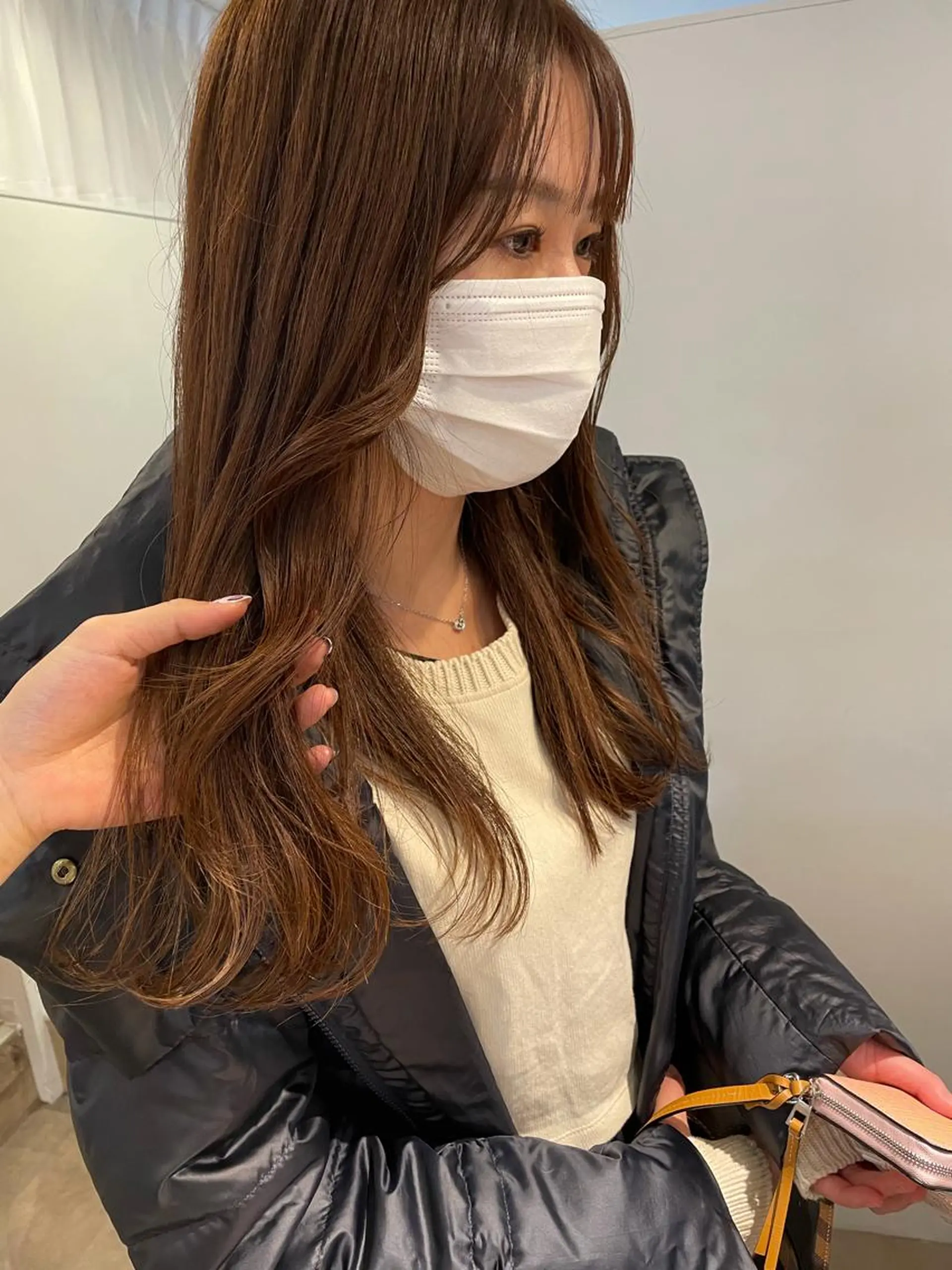 ロング カラー 佐藤 永夏のヘアスタイル