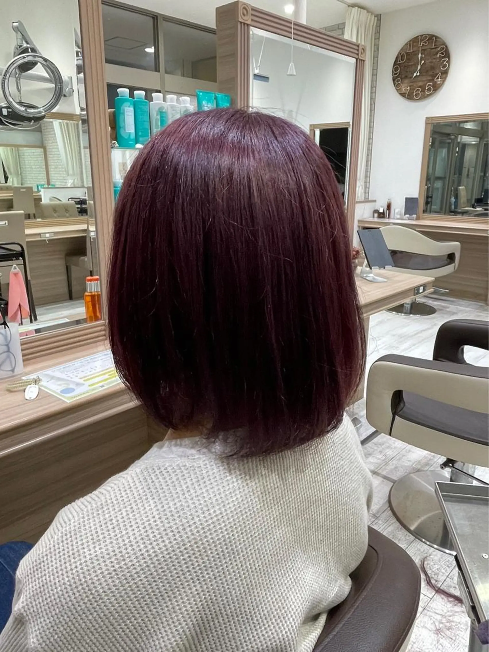 ミディアム カラー ブリーチ ピンクカラー バイオレットカラー ボブ ヘアカラー 加藤 未歩のヘアスタイル