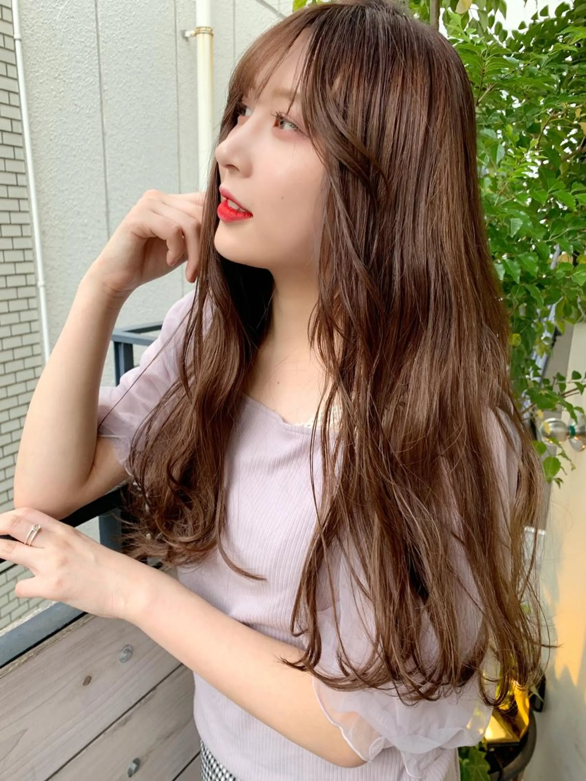 ロング カラー ベージュカラー ブリーチ 透明感カラー ブリーチなしカラー 韓国風ヘア カット ヘアカラー 藤間 帆乃夏（とうまほのかのヘアスタイル