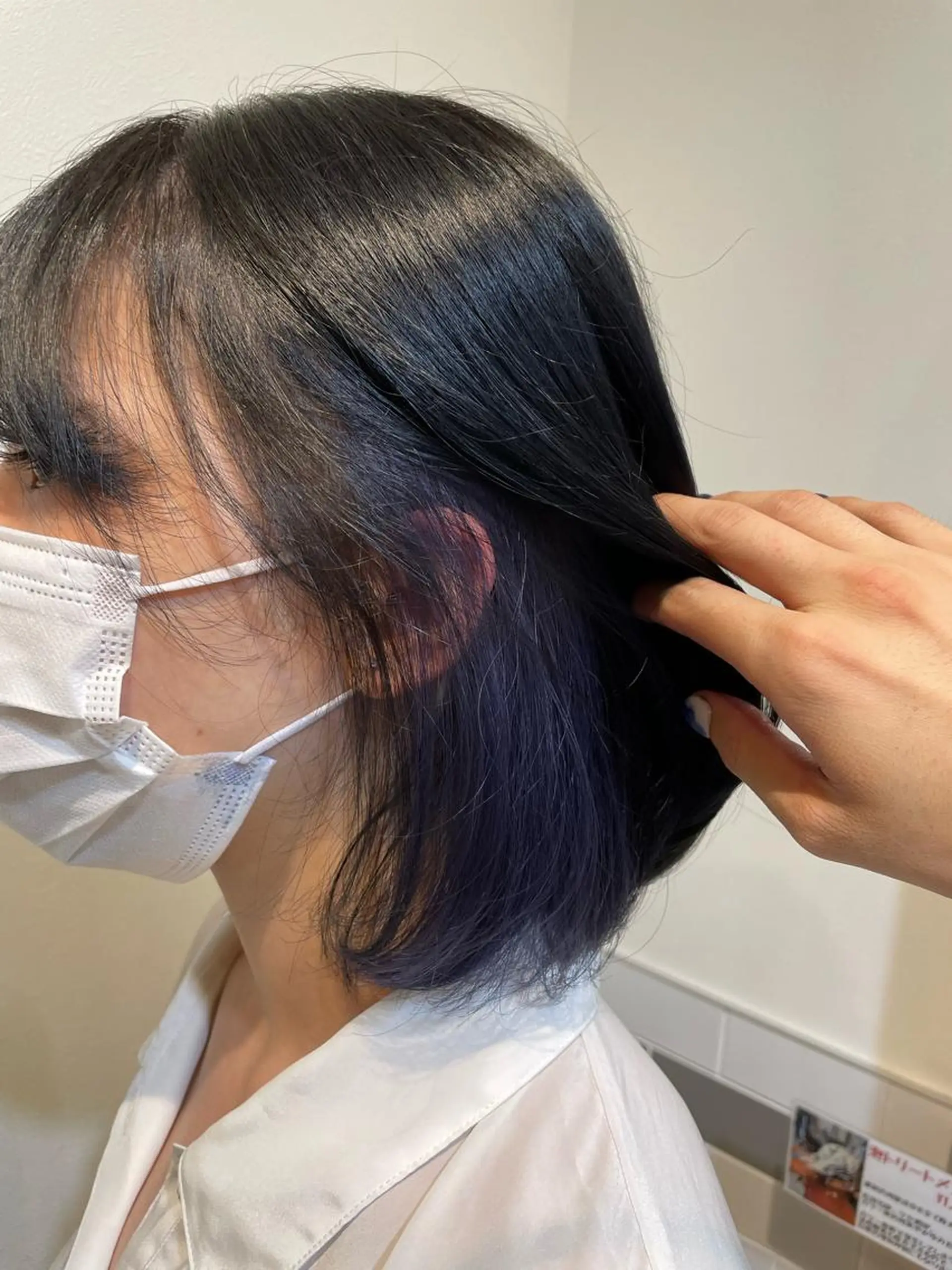 ショート カラー インナーカラー シルバー 髪質改善/レイヤー /ボブ/中村莞太朗のヘアスタイル