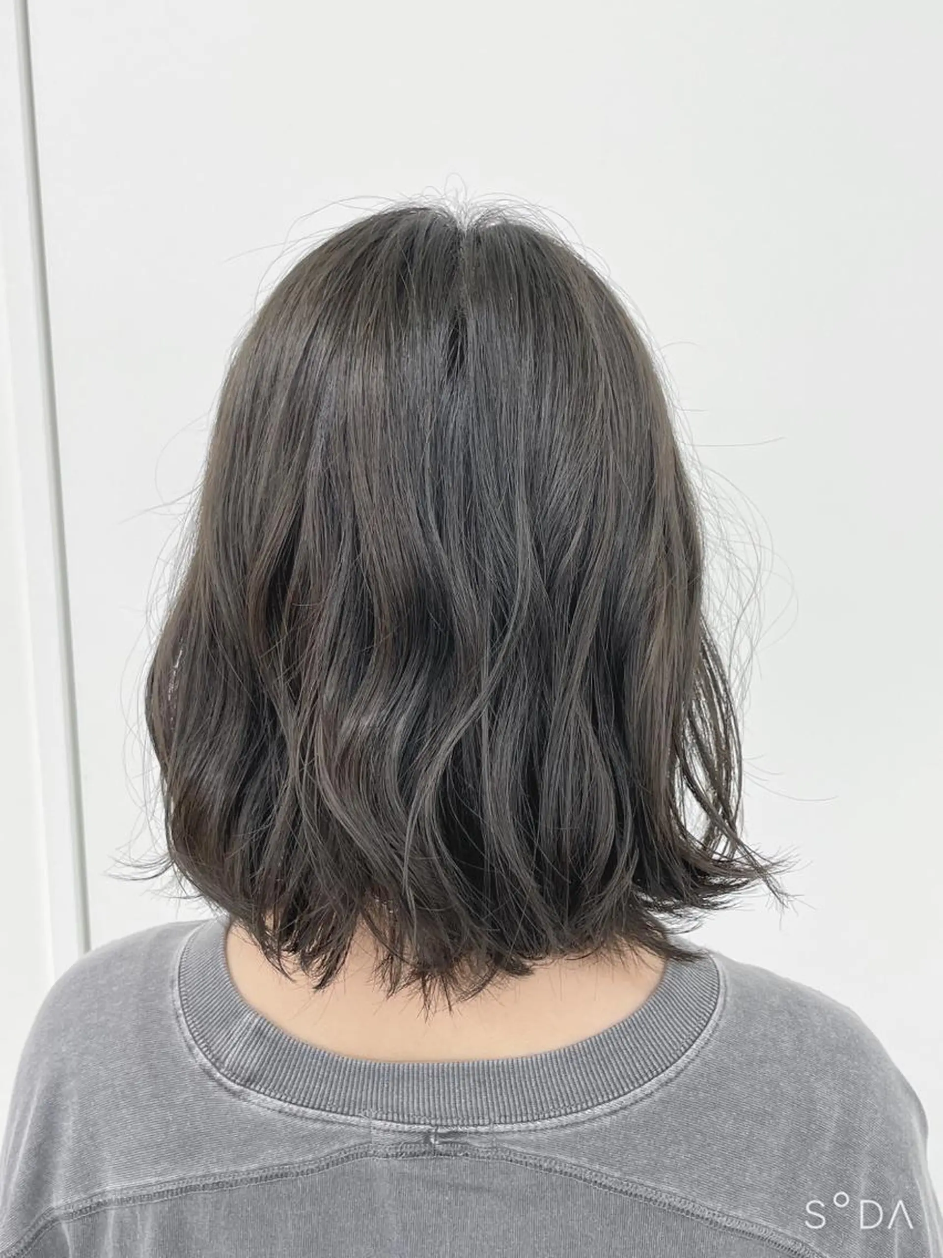 ミディアム ヘアカラー トリートメント 🫧ハイトーン🫧 ベージュ🫧徹哉のヘアスタイル