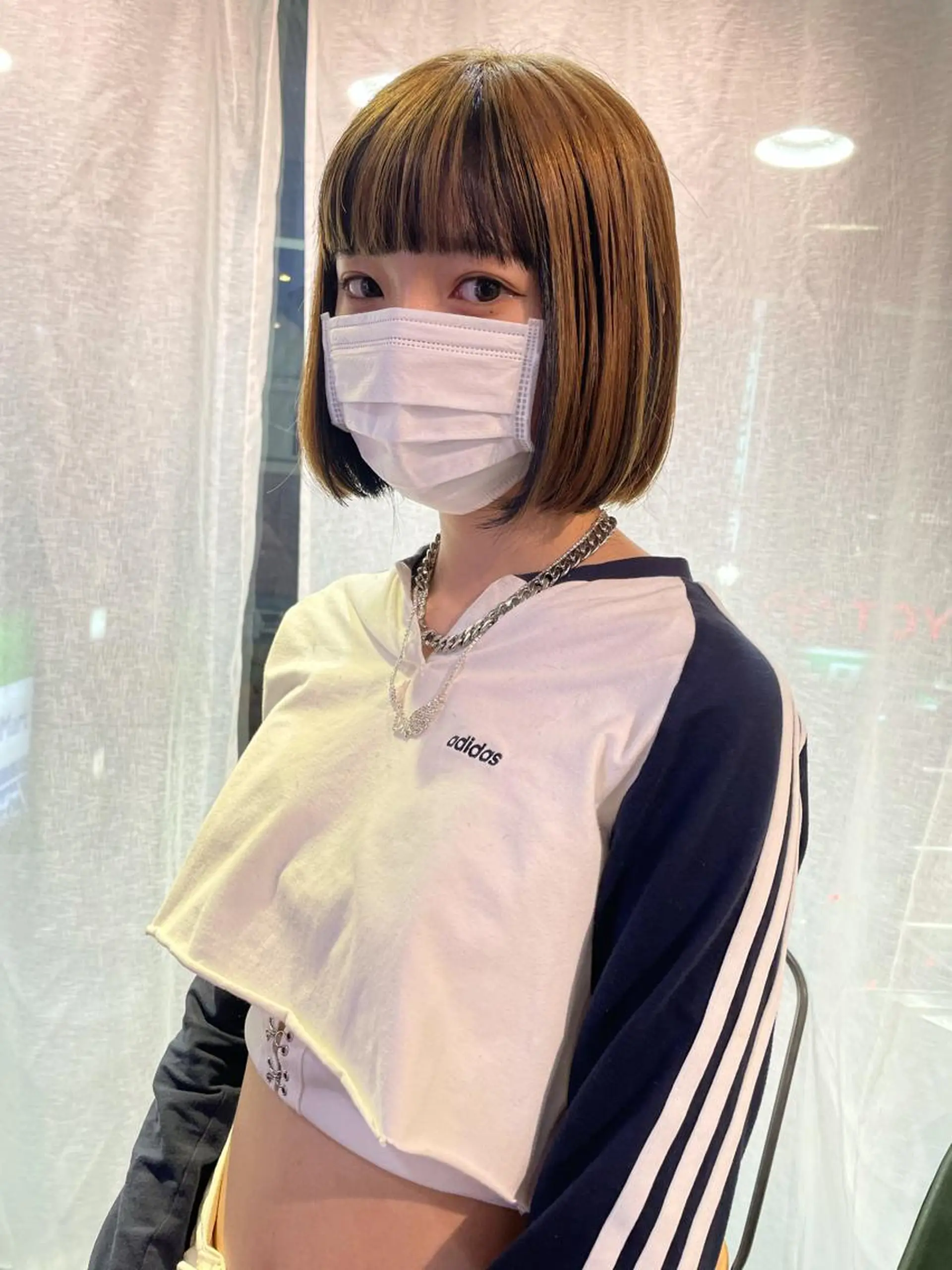 ショート カラー インナーカラー ヘアカラー トリートメント 韓国ヘア🦋 MIYUのヘアスタイル