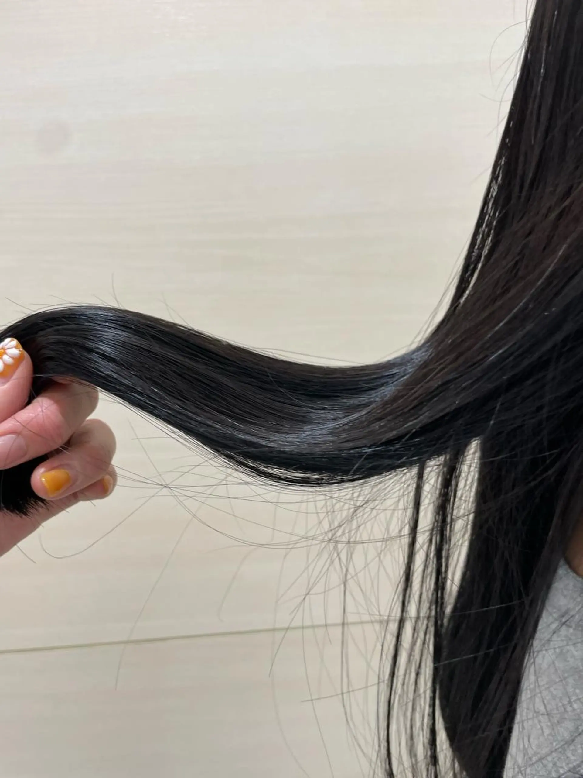 ロング カラー 黒髪 ブルーカラー ブルーブラック ヘアカラー クロスパーマ/うる艶 カラー/Kurumiのヘアスタイル