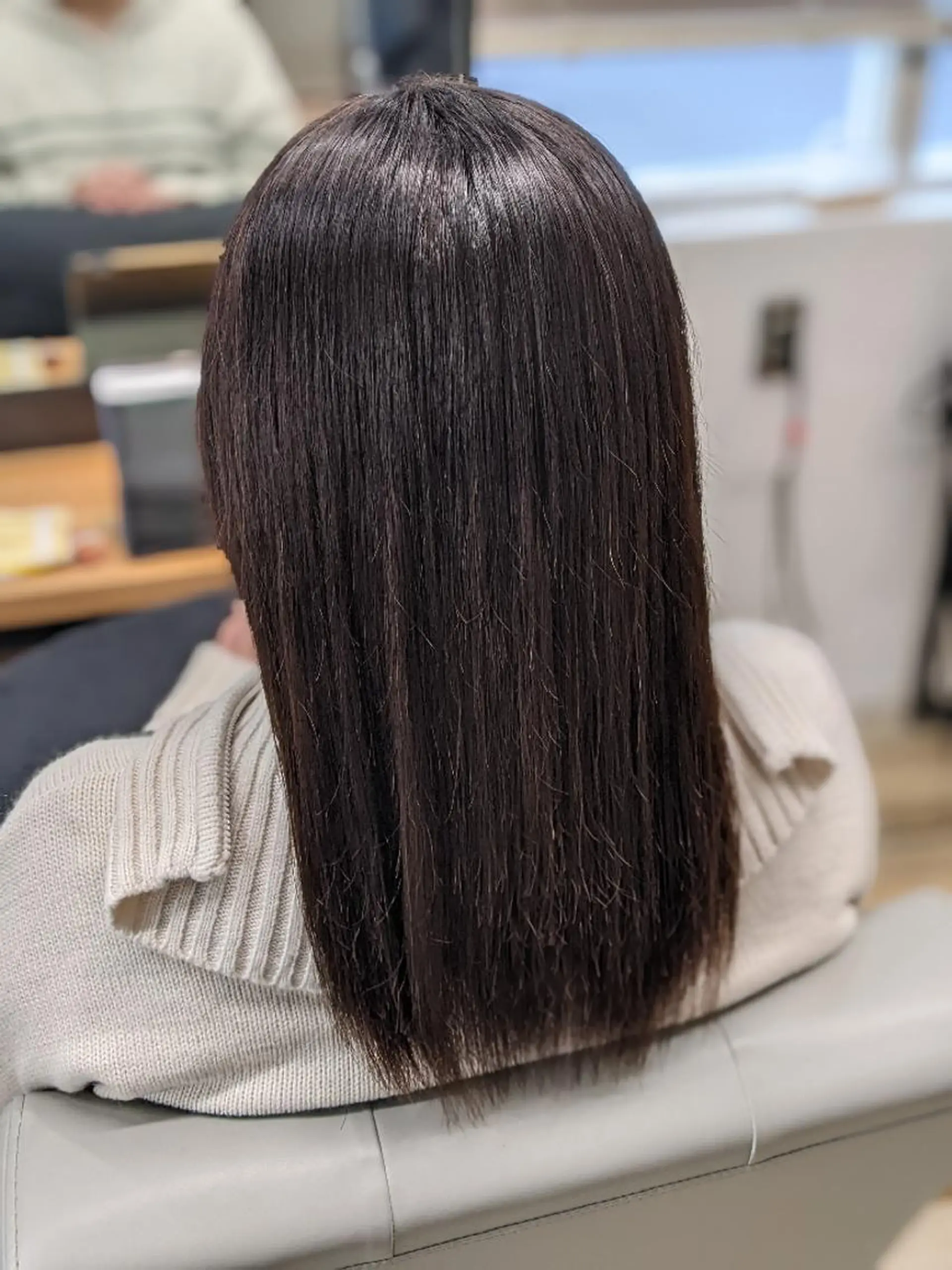 ロング カラー ベージュカラー オリーブベージュ 髪質改善 トリートメント ヘアカラー 縮毛矯正 トリートメント Kokeshi/美髪 /脱毛/ヘッドスパのヘアスタイル