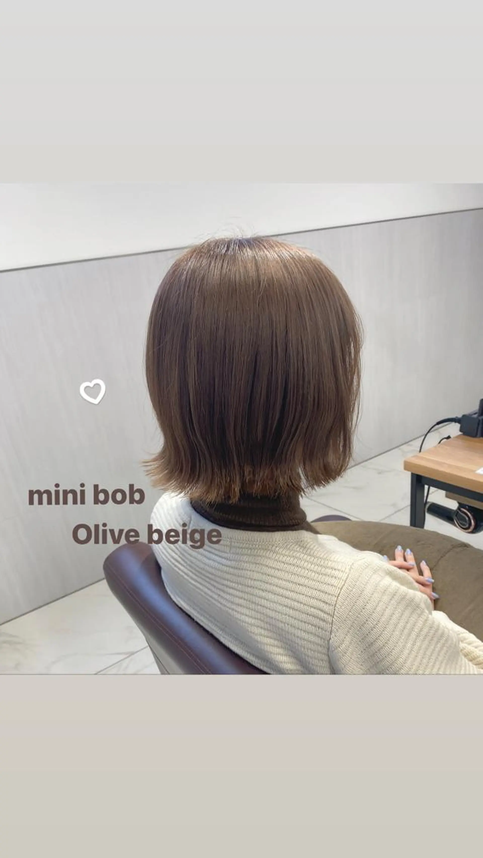 ショート カラー オリーブカラー ナツミ/透明感カラー /酸性ストレートのヘアスタイル