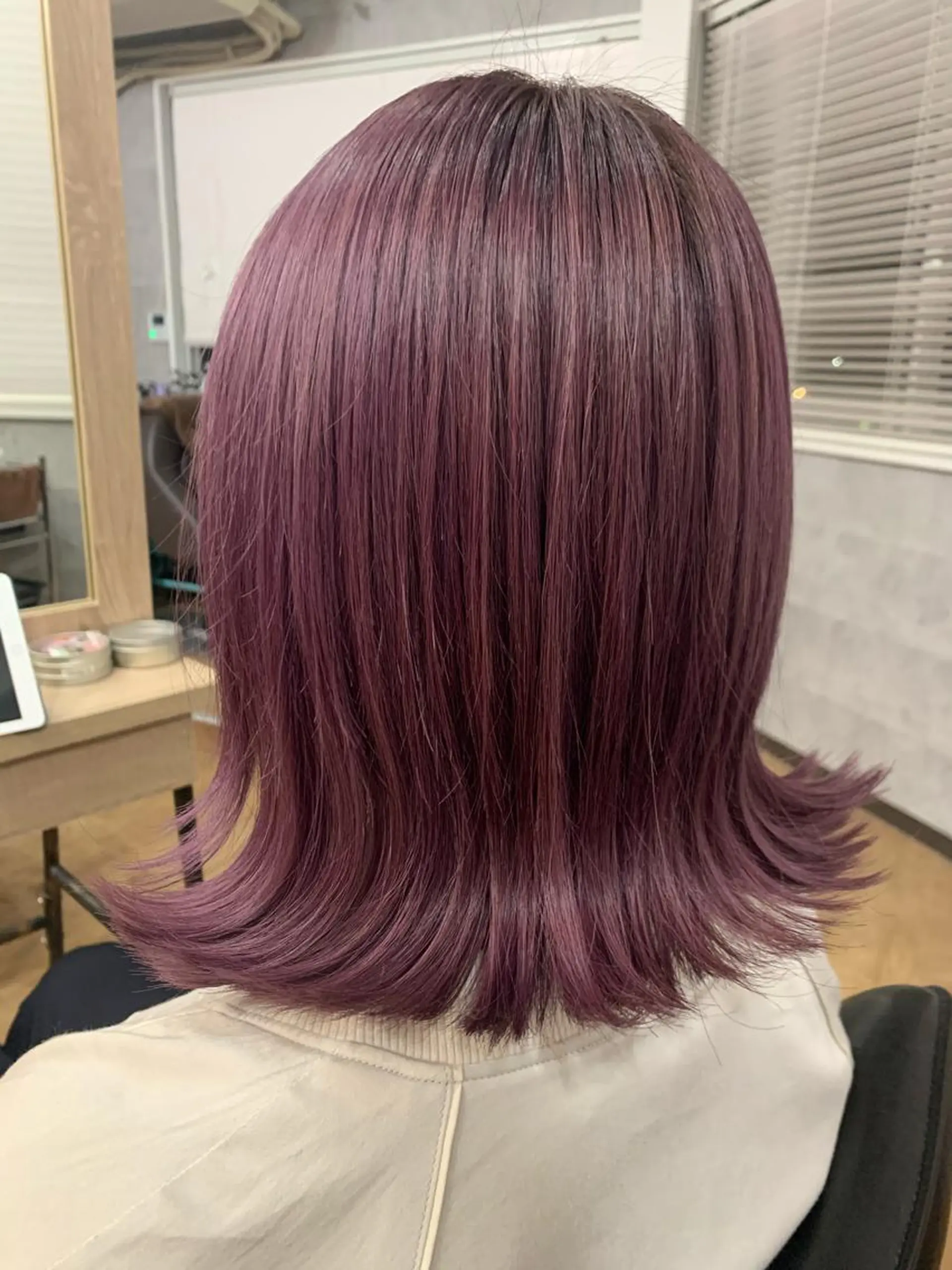 ミディアム SALOWIN心斎橋Suite店所属・ブリーチ毛にもできる 縮毛矯正|鷹司郎のヘアスタイル