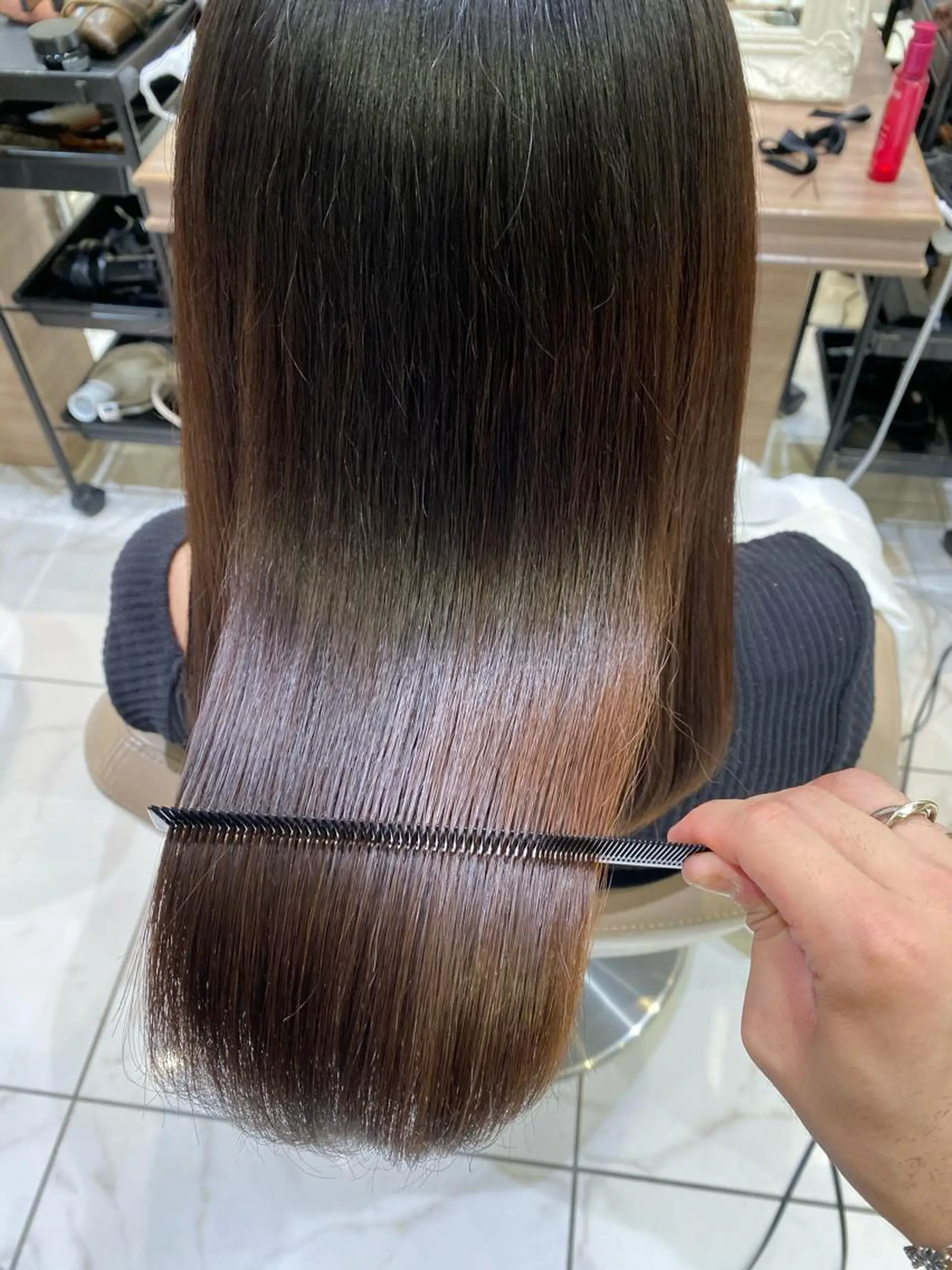 セミロング 髪質改善 縮毛矯正 トリートメント CURE nex the salon所属・清野 大のヘアスタイル