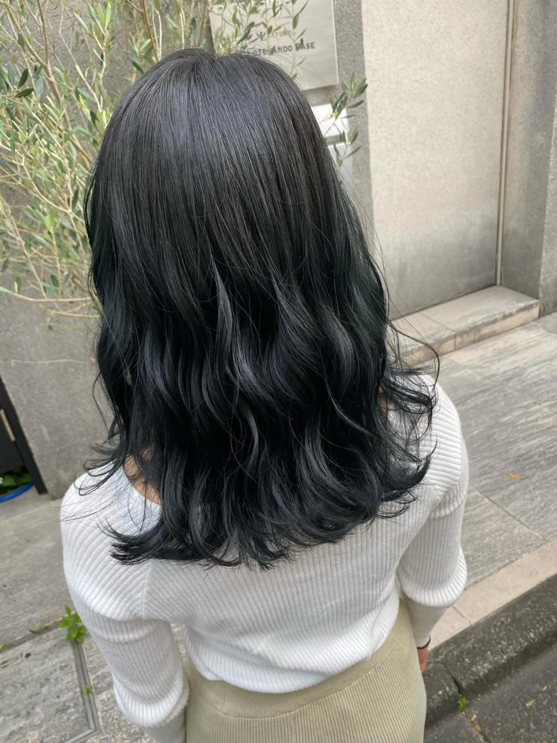 ミディアム カラー 赤み消し韓国ヘア レイヤー縮毛🤍渡邉のヘアスタイル