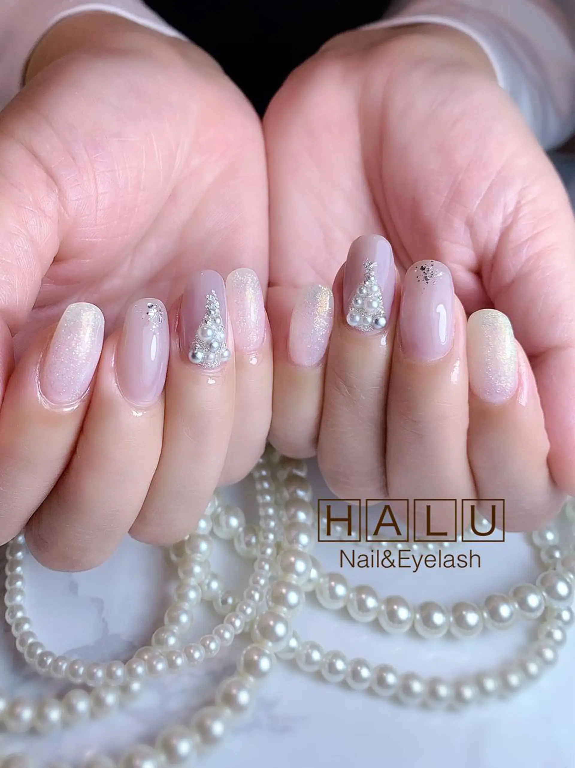 ネイル ホワイト HALU ハルのネイルデザイン