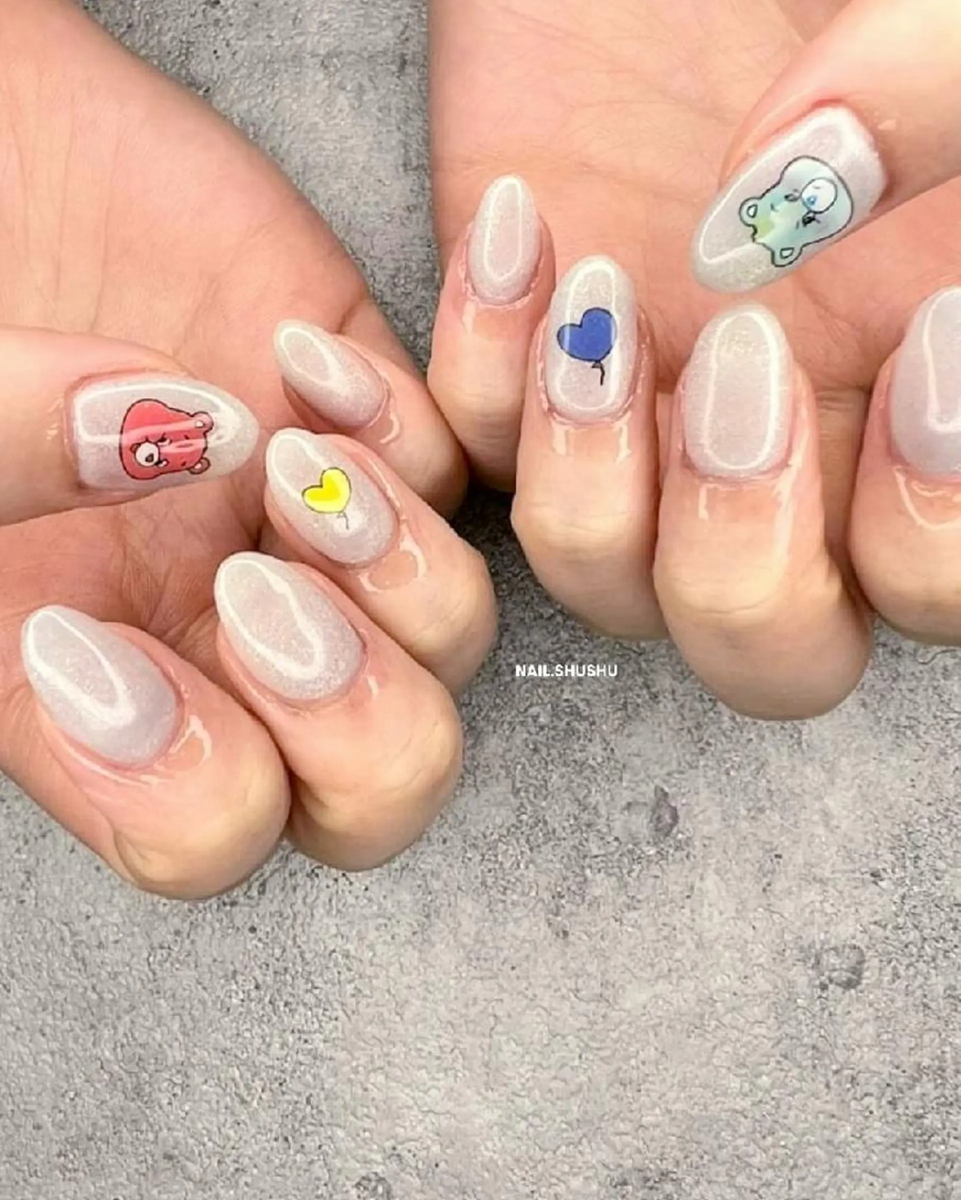 ネイル シンプルネイル 3dパーツ/流行り 👧shushu❤️のネイルデザイン