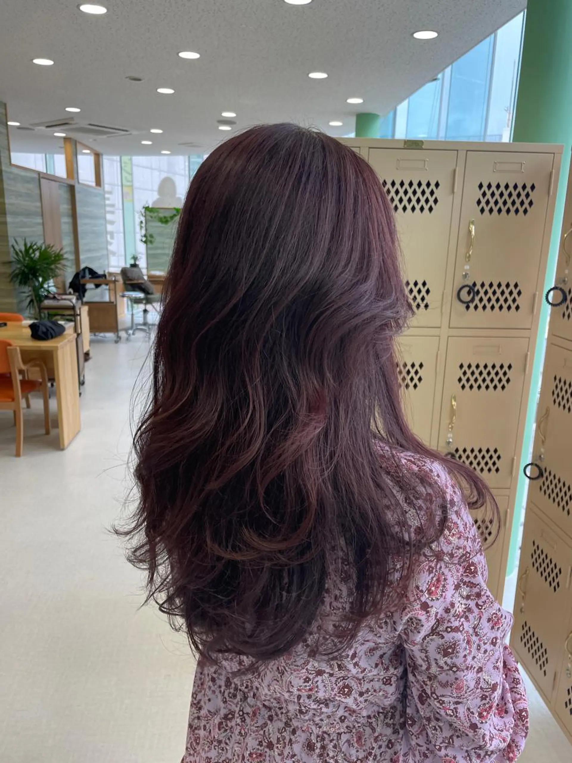 ロング カラー カット ヘアカラー 韓国ヘア/レイヤー/ 暖色カラー/ Aiのヘアスタイル