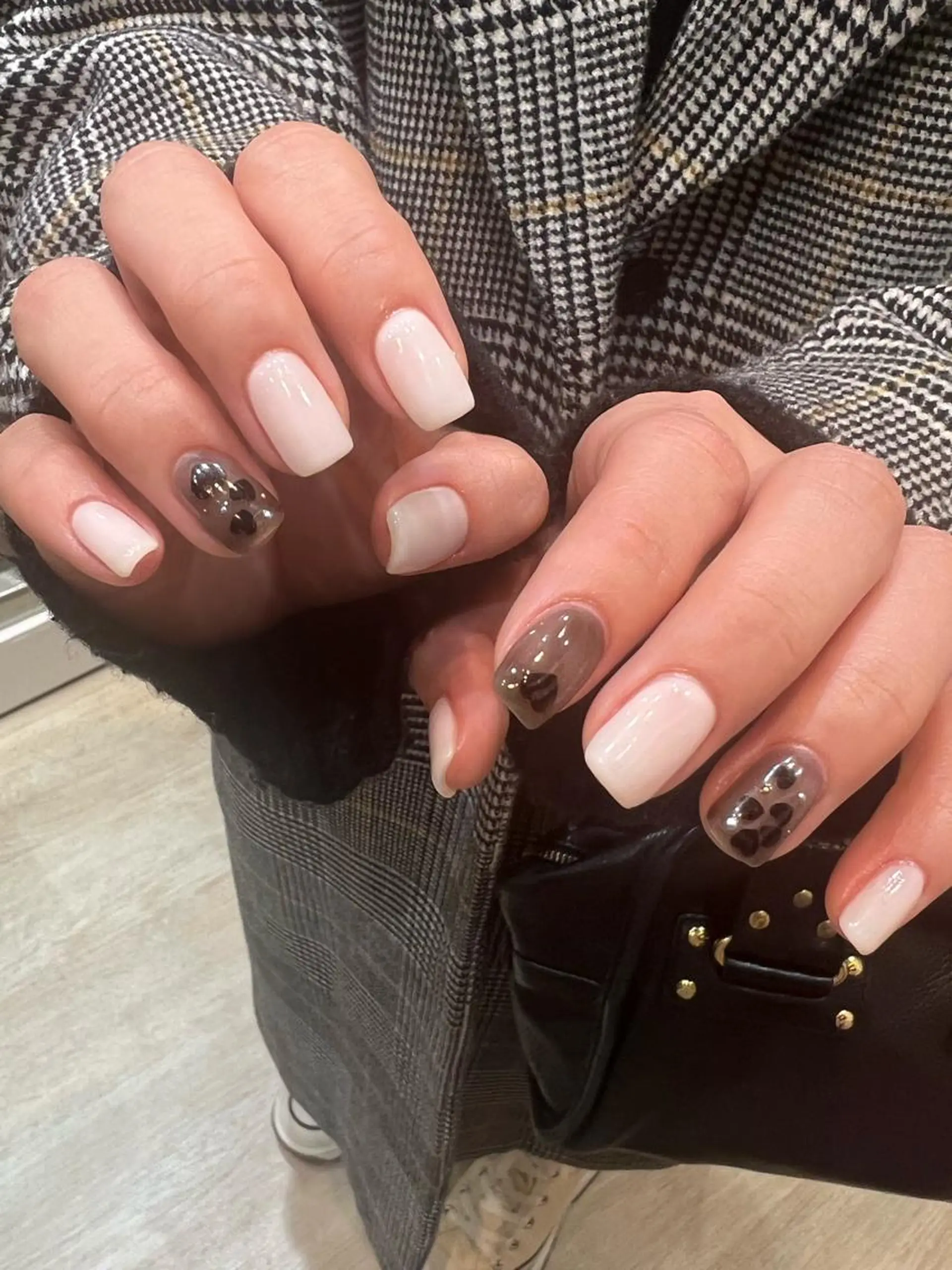 ヘアアレンジ ネイル アートネイル ハート ワンカラーネイル ヘアメイクネイリスト 💄💅hidemiのヘアスタイル