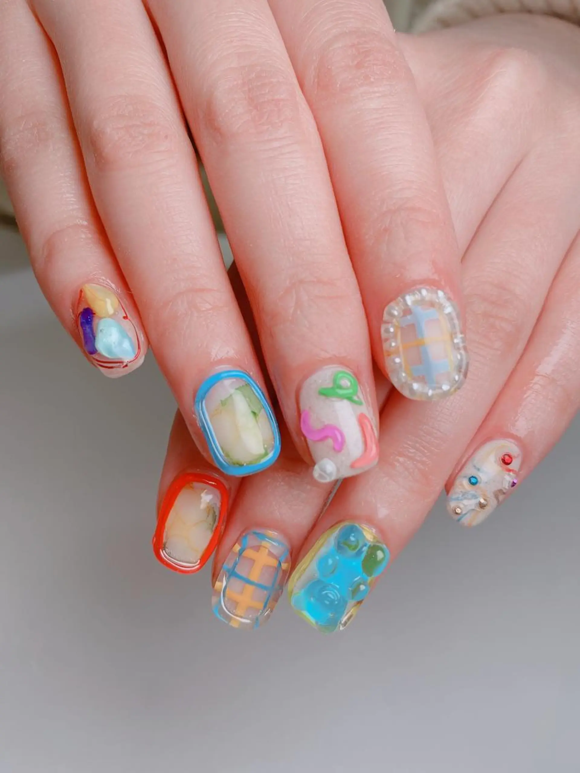 ネイル ハンドネイル JINI NAIL所属・ジニ ネイルのネイルデザイン