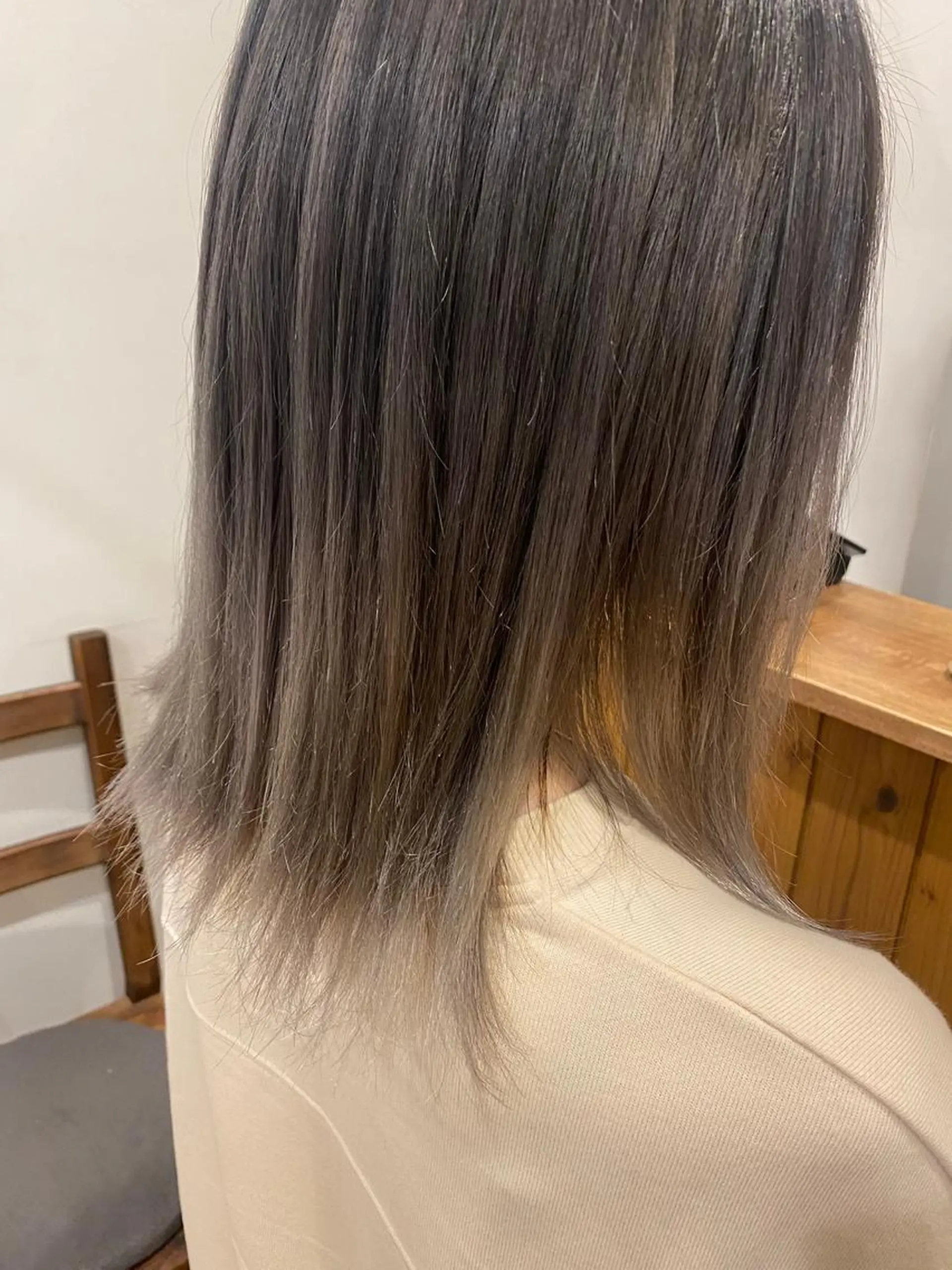 ミディアム カラー china/ボブ /ブリーチカラーのヘアスタイル