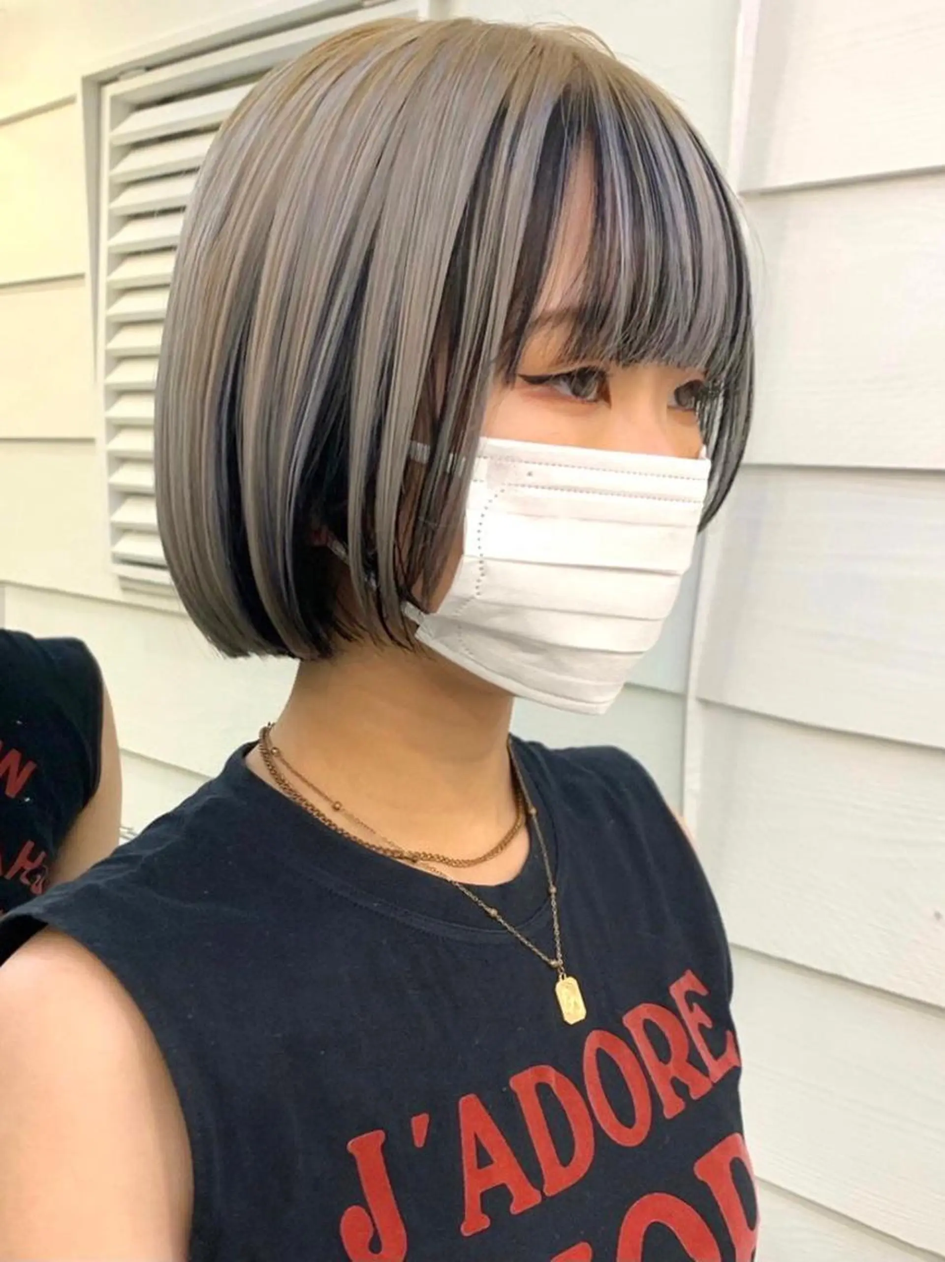 ショート 退色まで透明感ある ダブルカラー/リクのヘアスタイル