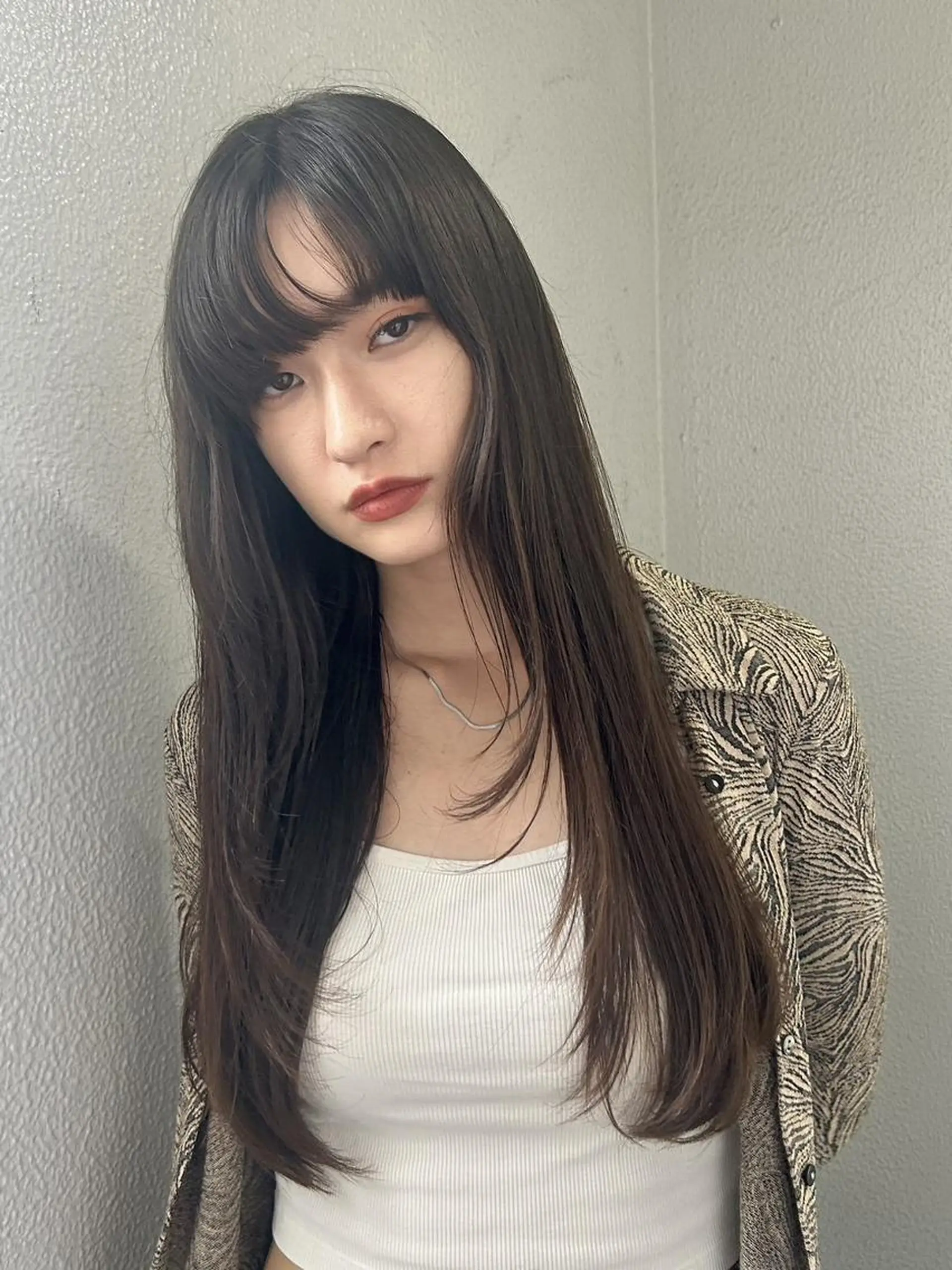 ロング カット 縮毛矯正 トリートメント 🌼U24 ヘアデザインラボのヘアスタイル