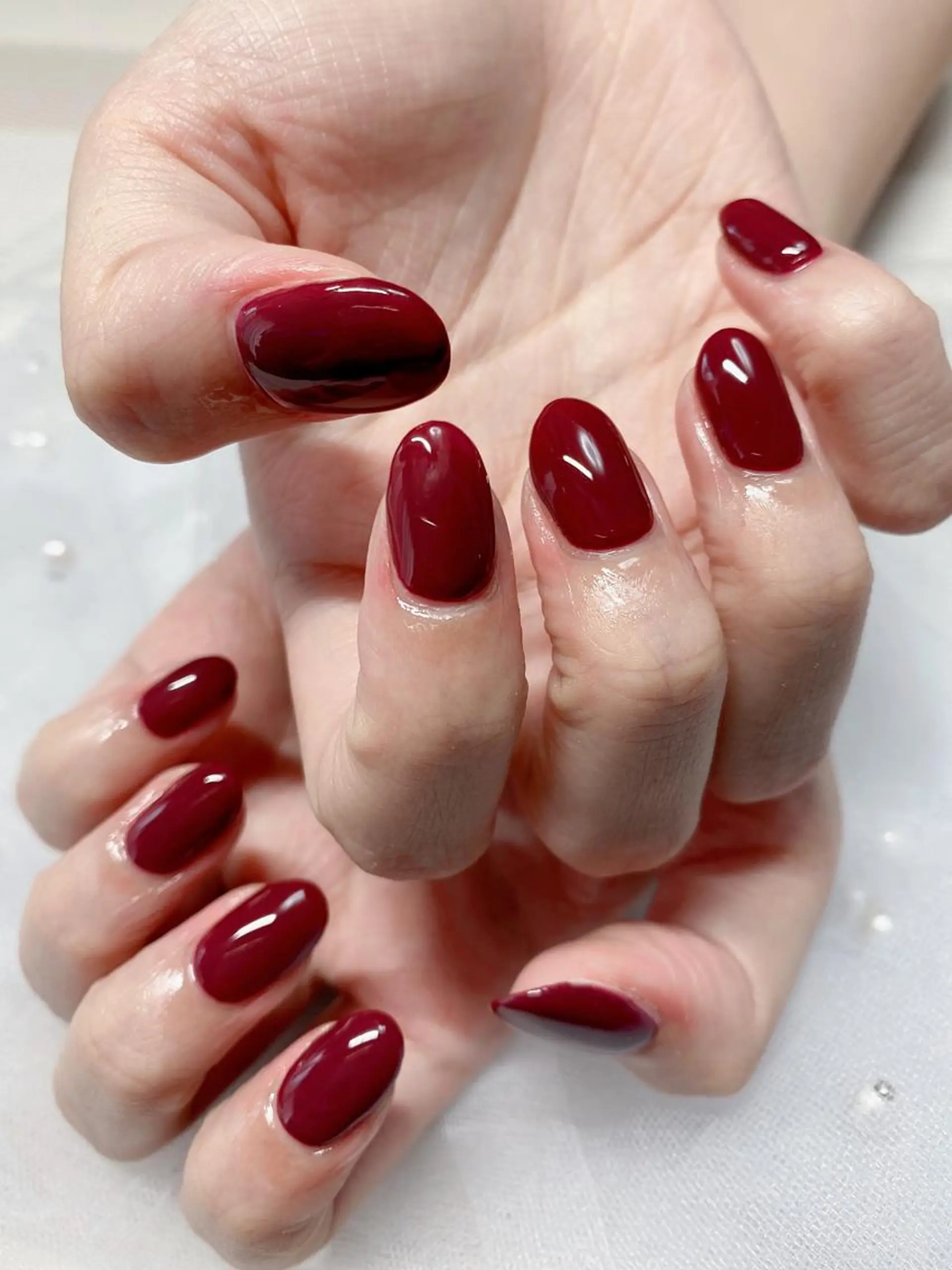 ネイル ワンカラーネイル 赤色 Jasmine nailsalon所属・ジャスミン ネイルサロンのネイルデザイン