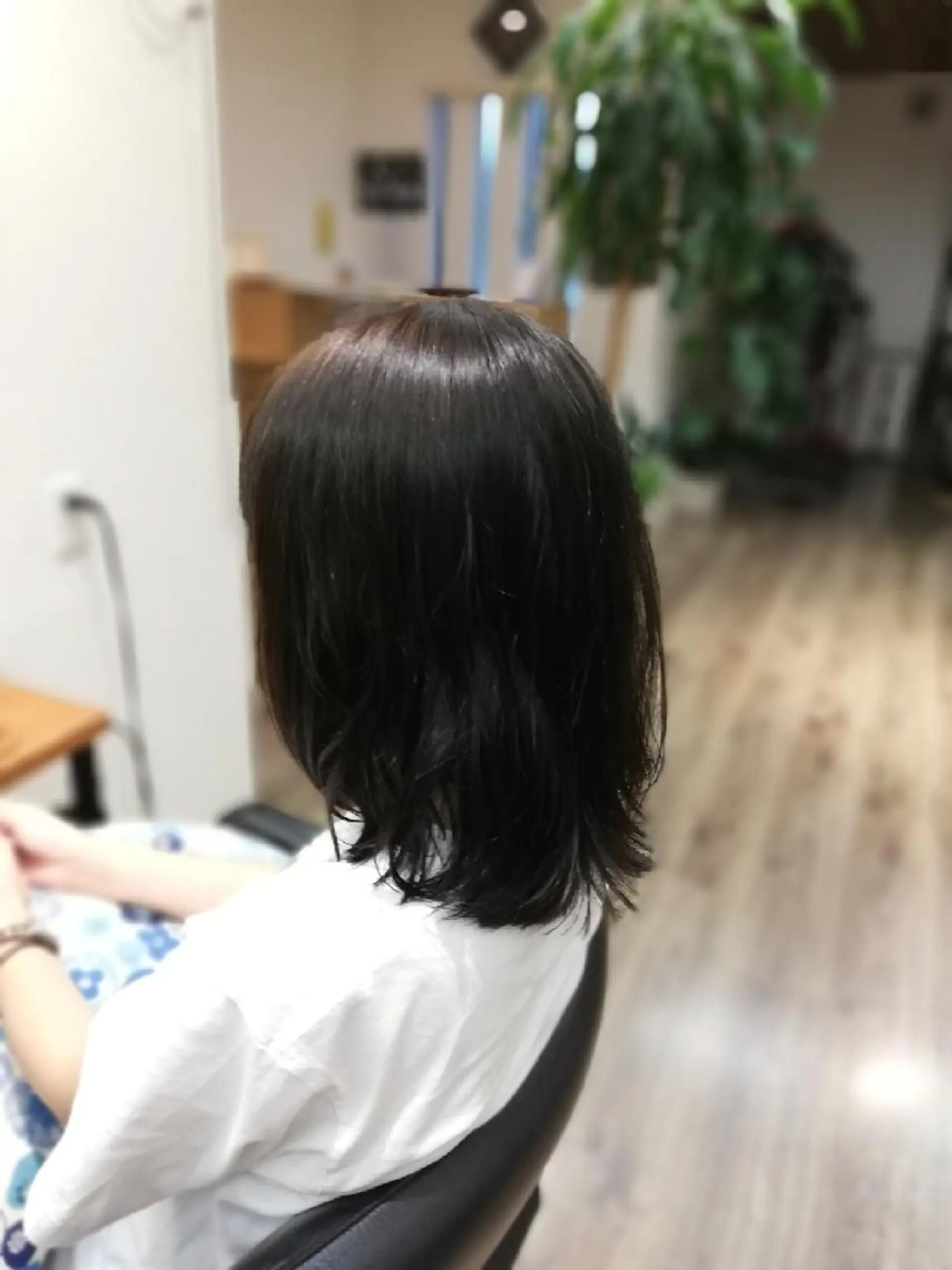 ミディアム カラー カット ヘアカラー トリートメント 北林 弘展のヘアスタイル