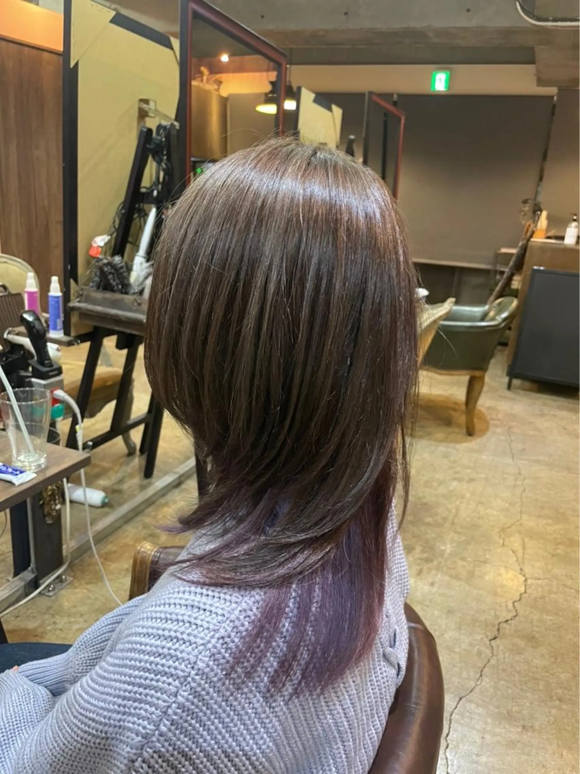 セミロング アッシュ ハイライト ISUTA所属・ISUTA　中村 翔のヘアスタイル