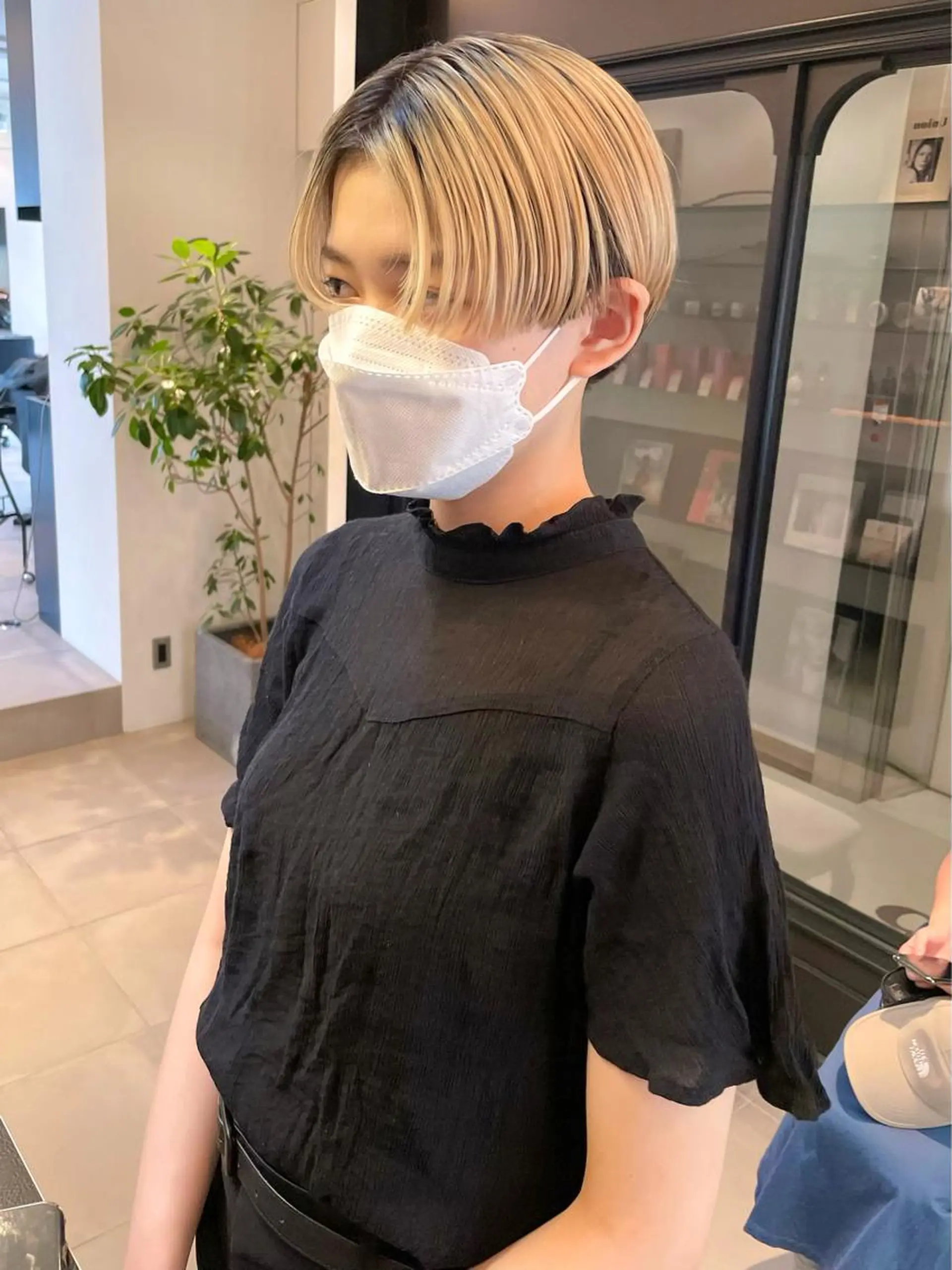 ショート ハンサムショート ショートヘア ヘアカラー 中澤 美緒のヘアスタイル