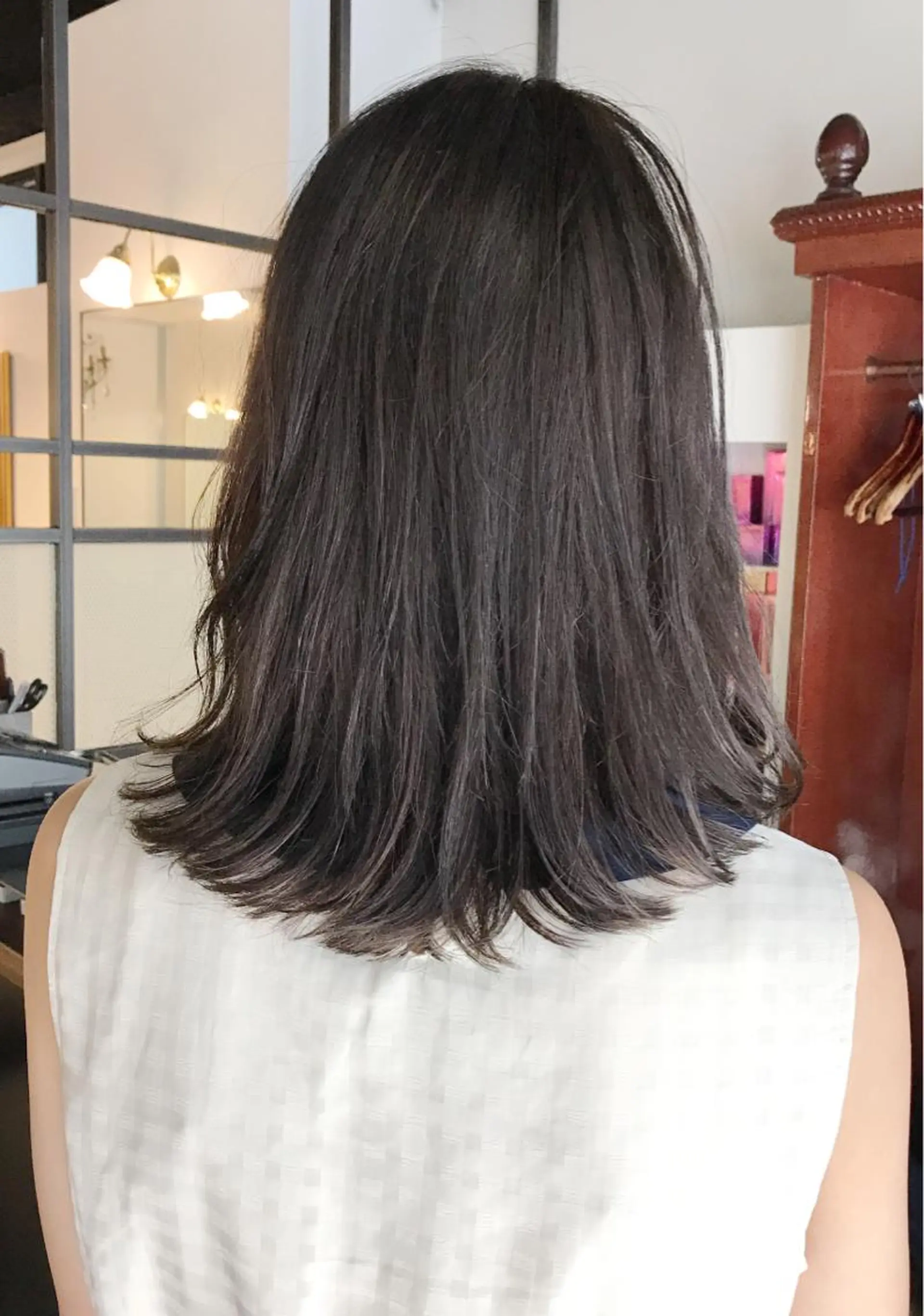 ミディアム カラー ヘアアレンジ ブリーチ グレージュ ブリーチなしカラー パパで店長な戸田 健治【ショートヘア】のヘアスタイル