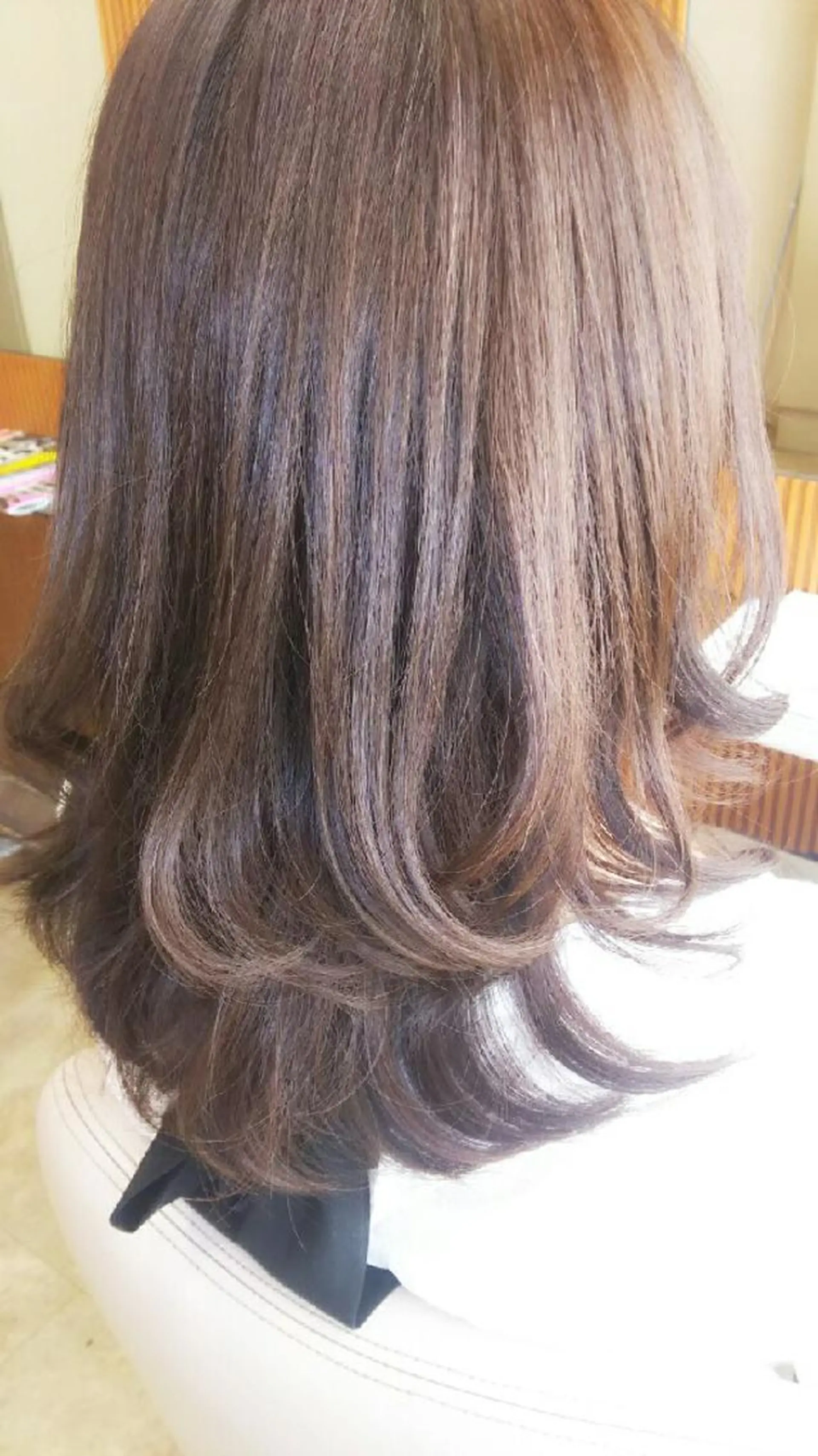 ミディアム カラー アッシュ 透明感カラー 脇田 雄大のヘアスタイル