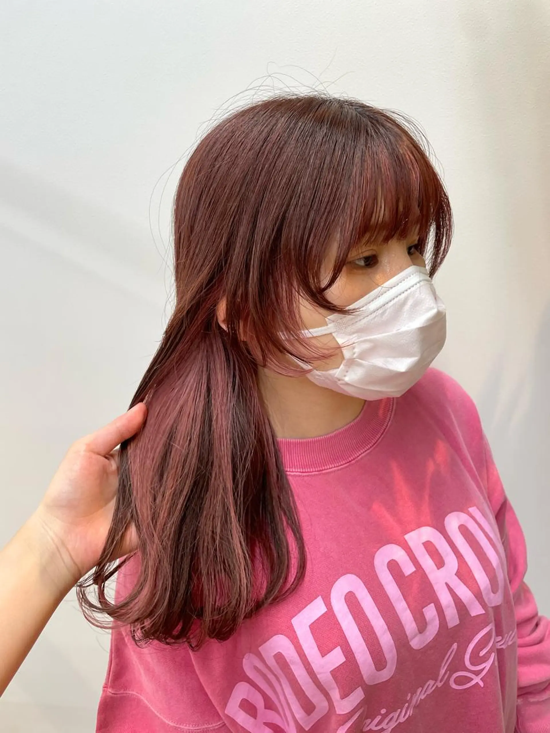 セミロング カラー yuika .のヘアスタイル