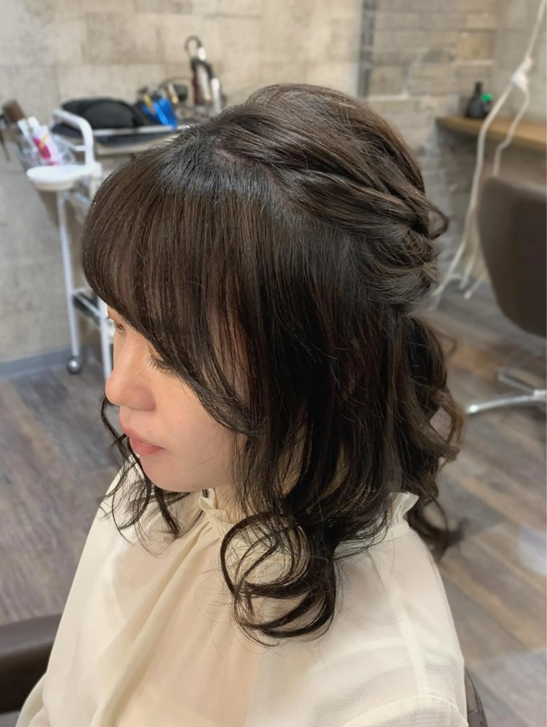 ヘアアレンジ ハーフアップ KISS SWAN所属・B E C H I C O〔べち子〕のヘアスタイル