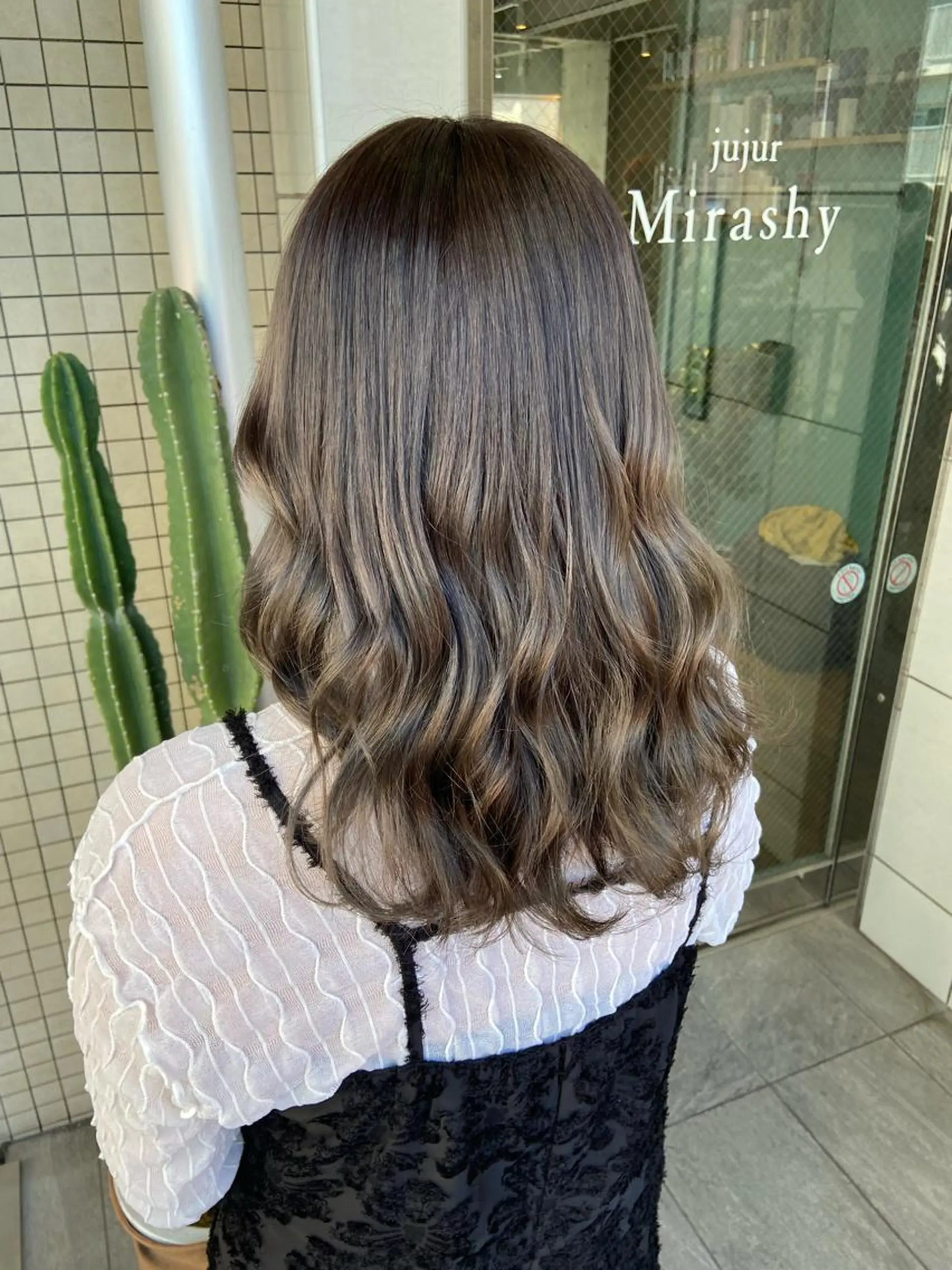 ミディアム カラー ヘアカラー トリートメント 🧸プルエクステ❤︎ ネイルKAO🧸のヘアスタイル