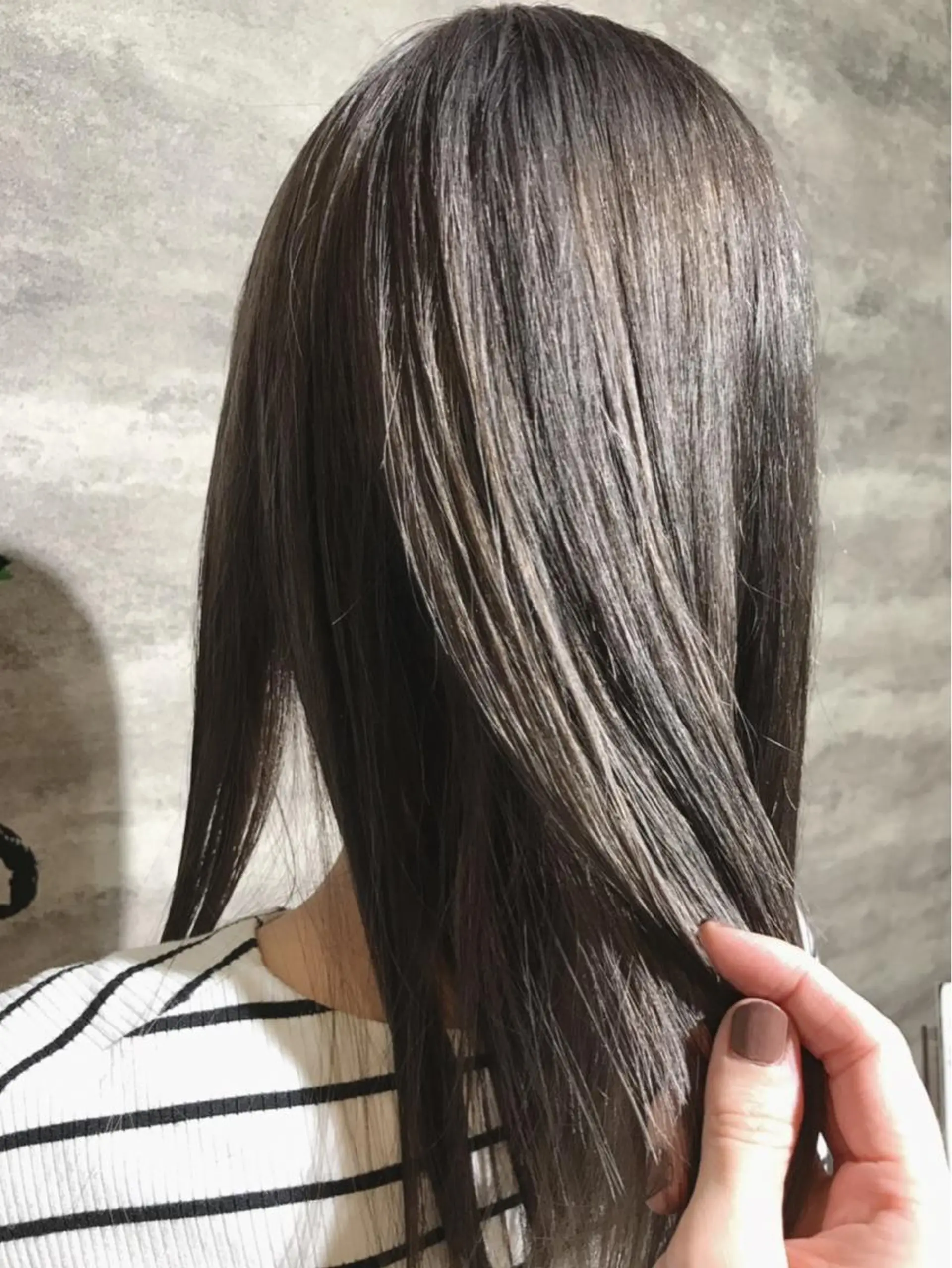 セミロング カラー Blanco 村松 美里のヘアスタイル