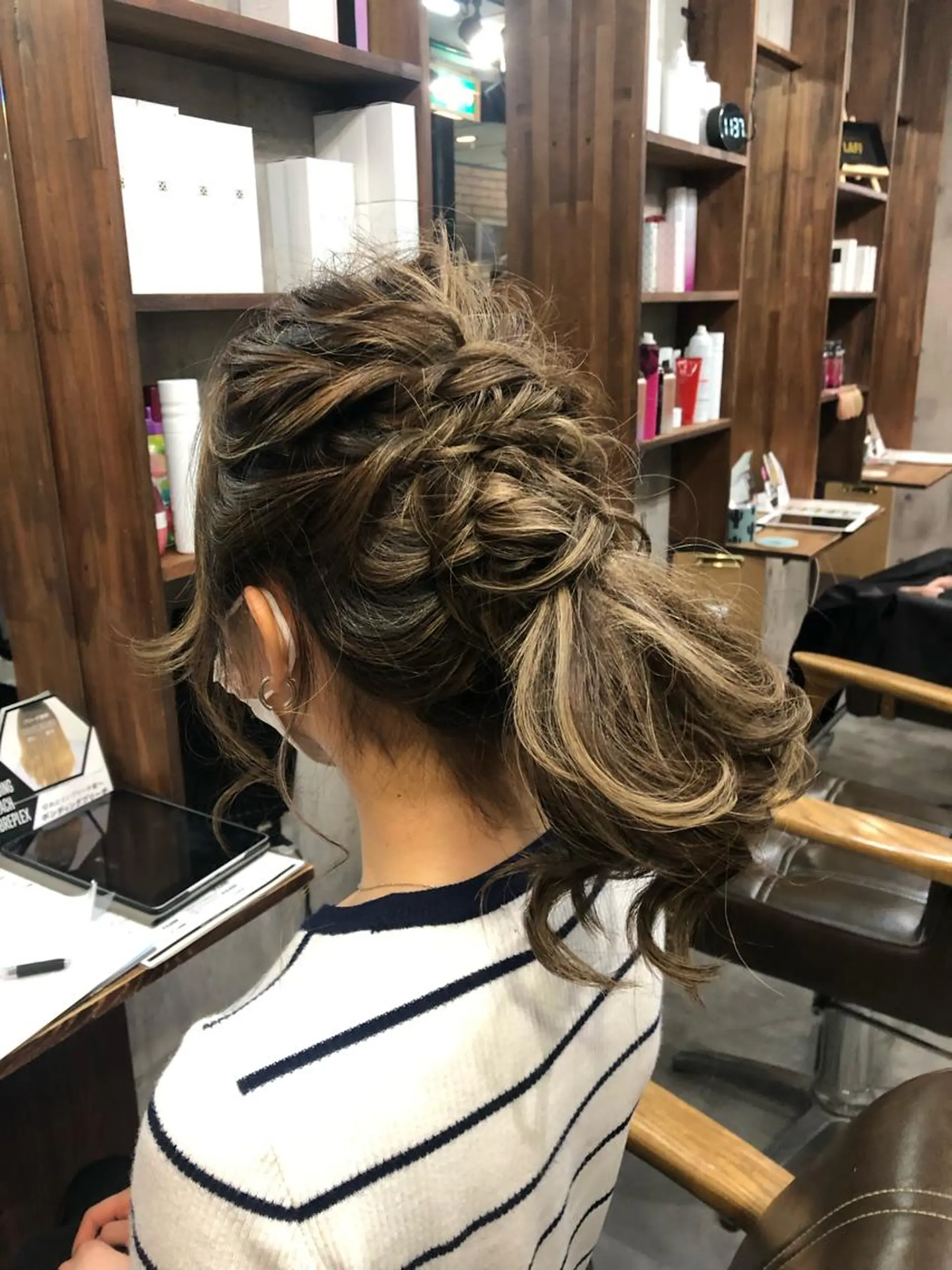 セミロング alpha. カラーエクステ下妻のヘアスタイル