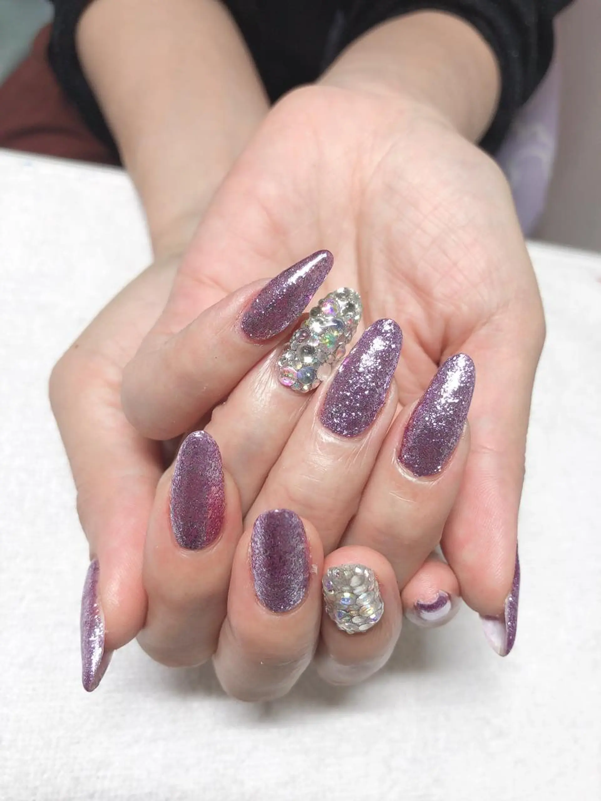 ミディアム ネイル ハンドネイル 《LB》ラブリエ Nail&eyeのマツエク・マツパデザイン
