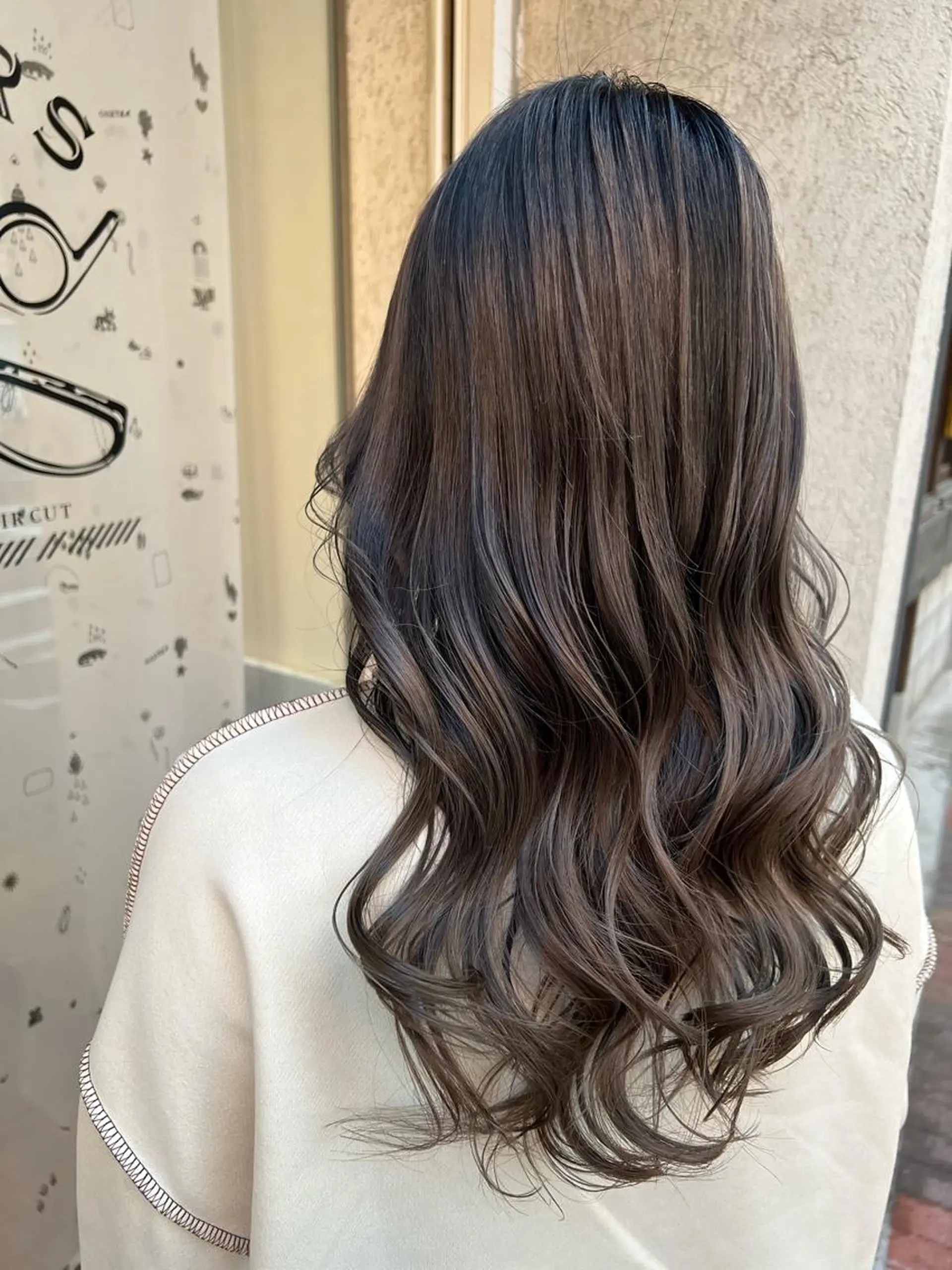 ロング カラー カット ヘアカラー トリートメント haru .のヘアスタイル