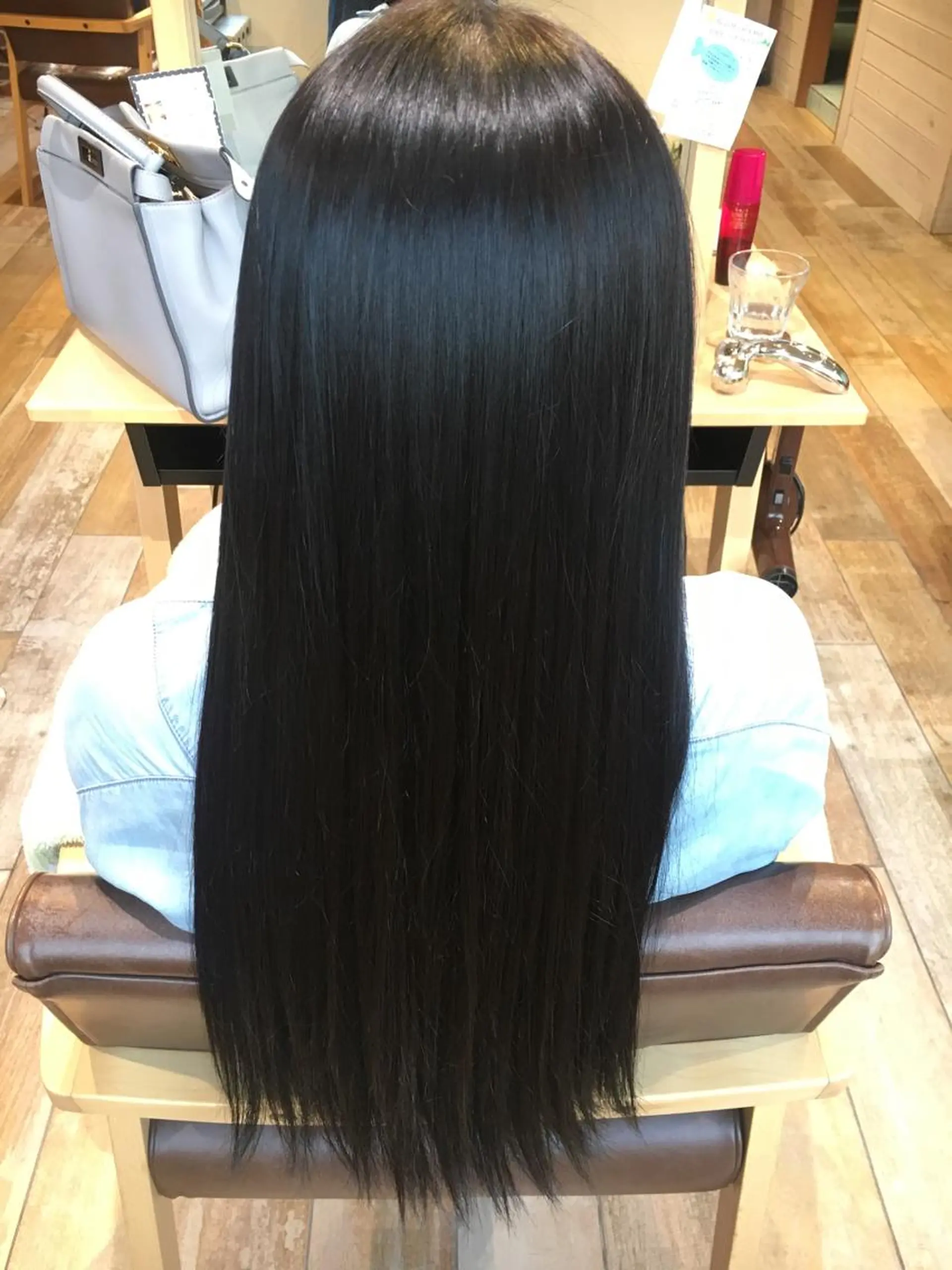 ロング カラー 野崎 ひかりのヘアスタイル