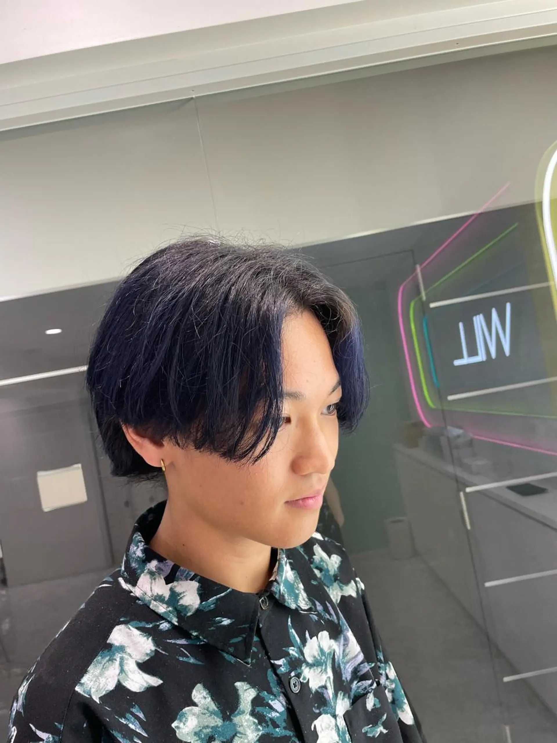 ショート カラー ヘアアレンジ メンズ カット ヘアカラー パーマ ヘッドスパ ヘアセット 顔まわりカット の達人のヘアスタイル