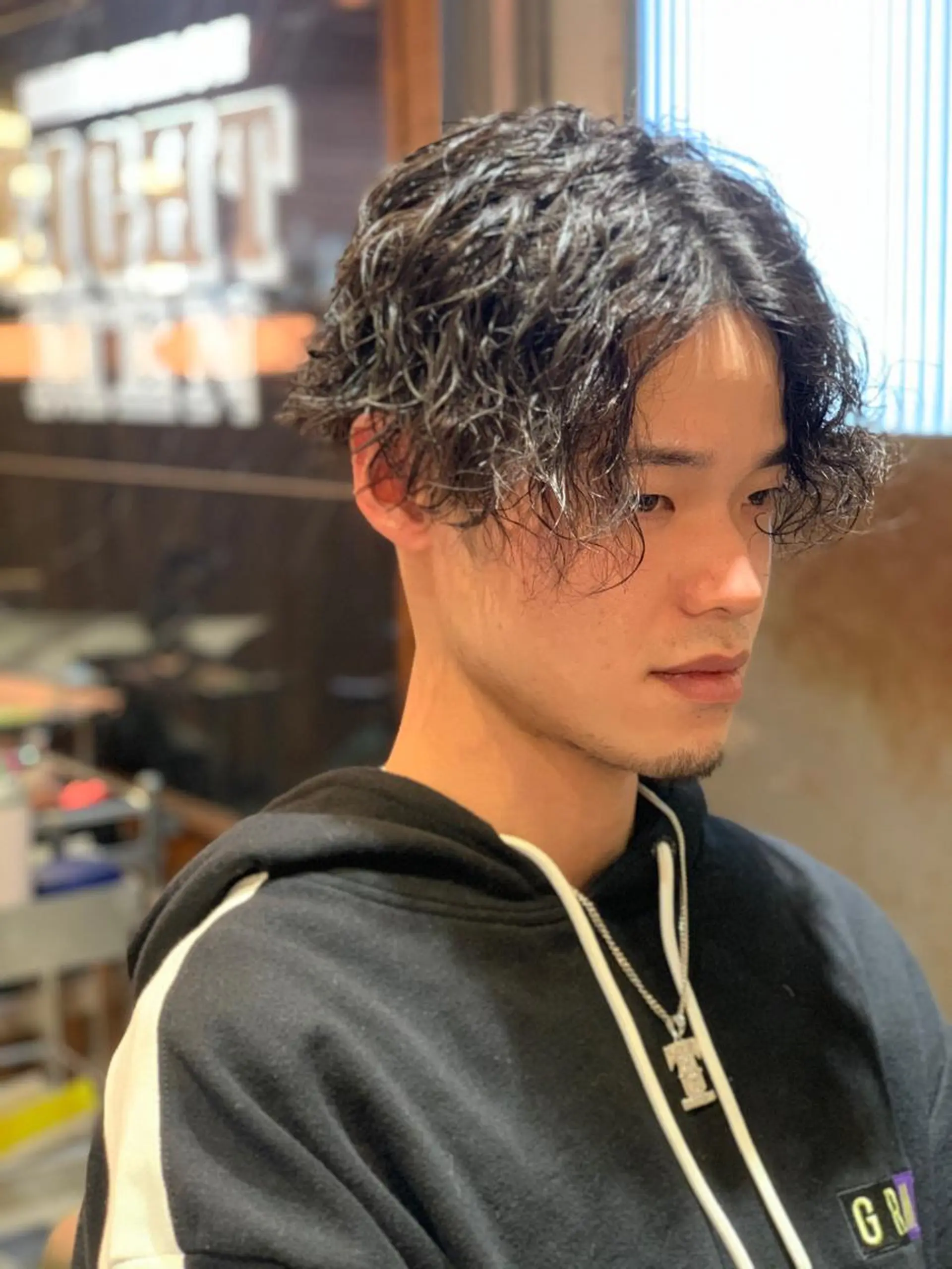 ショート パーマ メンズ カット パーマ トリートメント BINGO HAIR WORKS 【ビンゴヘアワークス】所属・🎱メンズフェード 特化HYOGA🎱のヘアスタイル