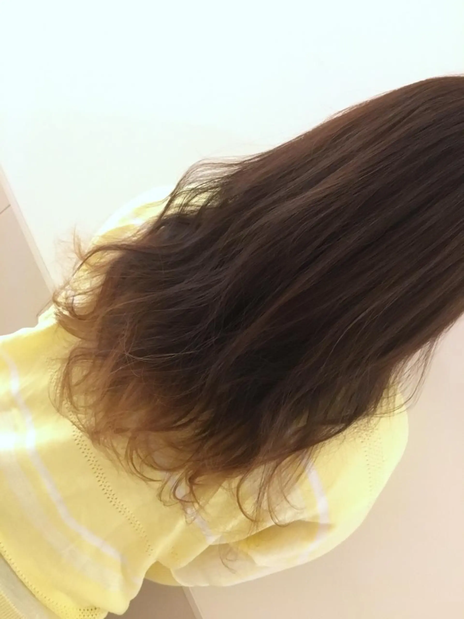 セミロング ブリーチなしダブル/ レイヤーカット 小棹のヘアスタイル