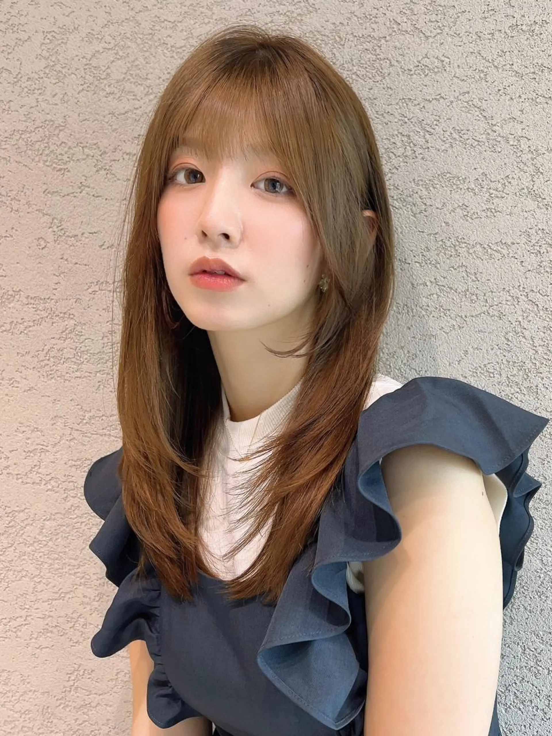 セミロング カラー レイヤーカット/ 顔周り 五島巨幹のヘアスタイル