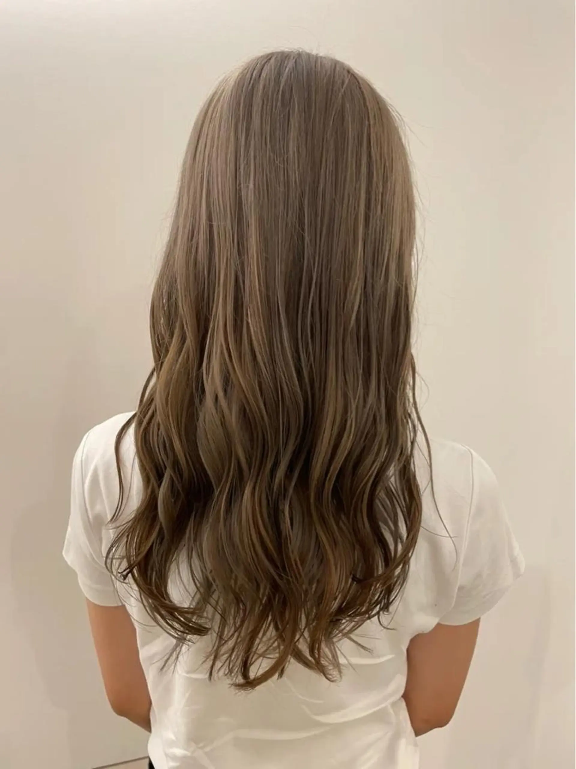 ロング 💖ASUKA 💜/透明感カラーのヘアスタイル