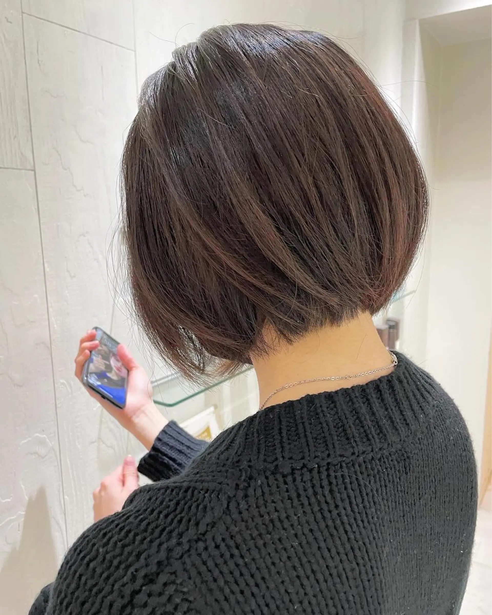 ショート カラー アッシュ 透明感カラー ボブ 外国人風カラー レイヤーカット カット ヘアカラー トリートメント 河合秀明/ショート /ボブ/レイヤーのヘアスタイル